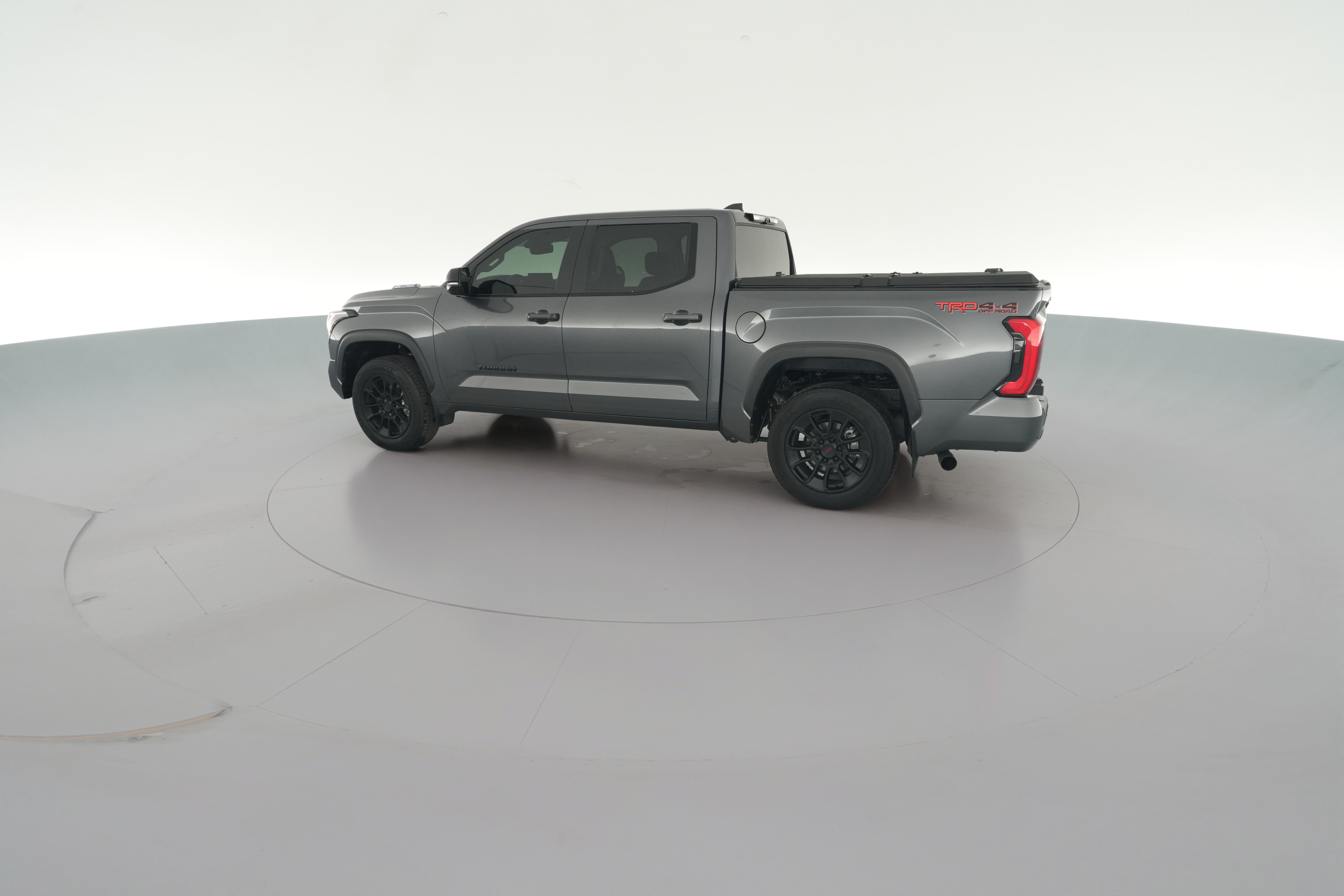 2024 Toyota Tundra Limited - Photo 31