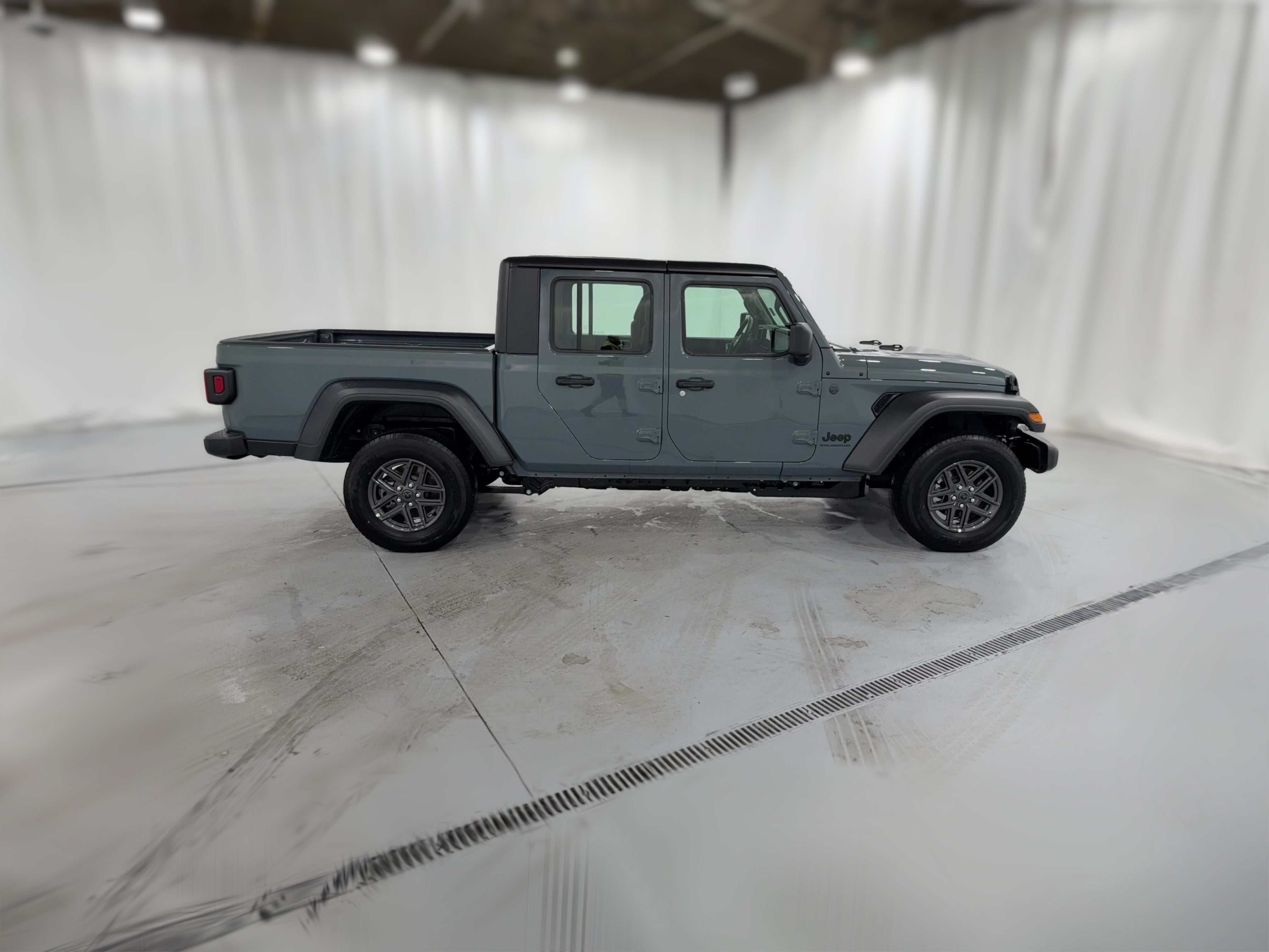 2026 Jeep Gladiator Sport - Photo 29