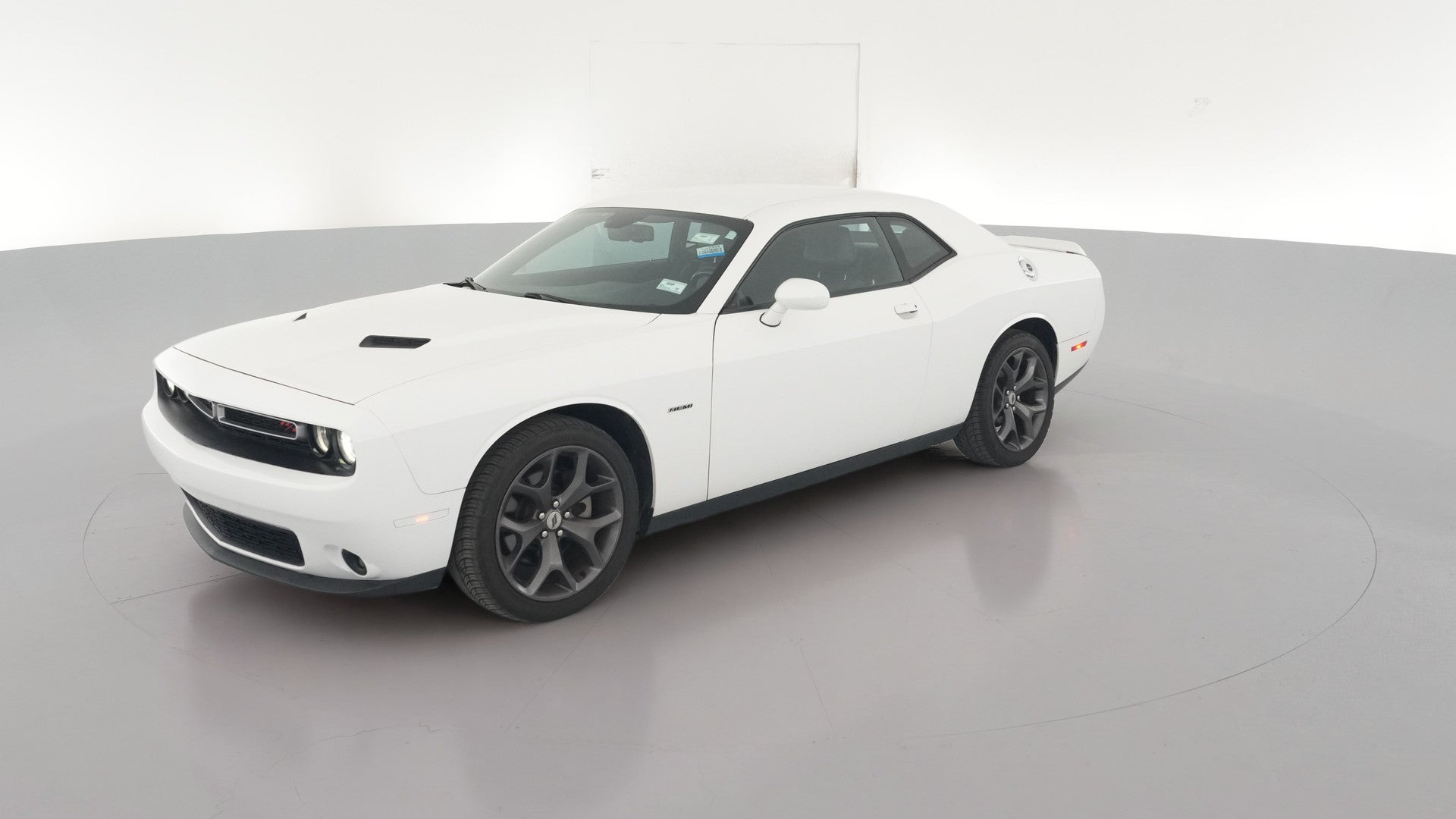 2018 Dodge Challenger vehicle photo