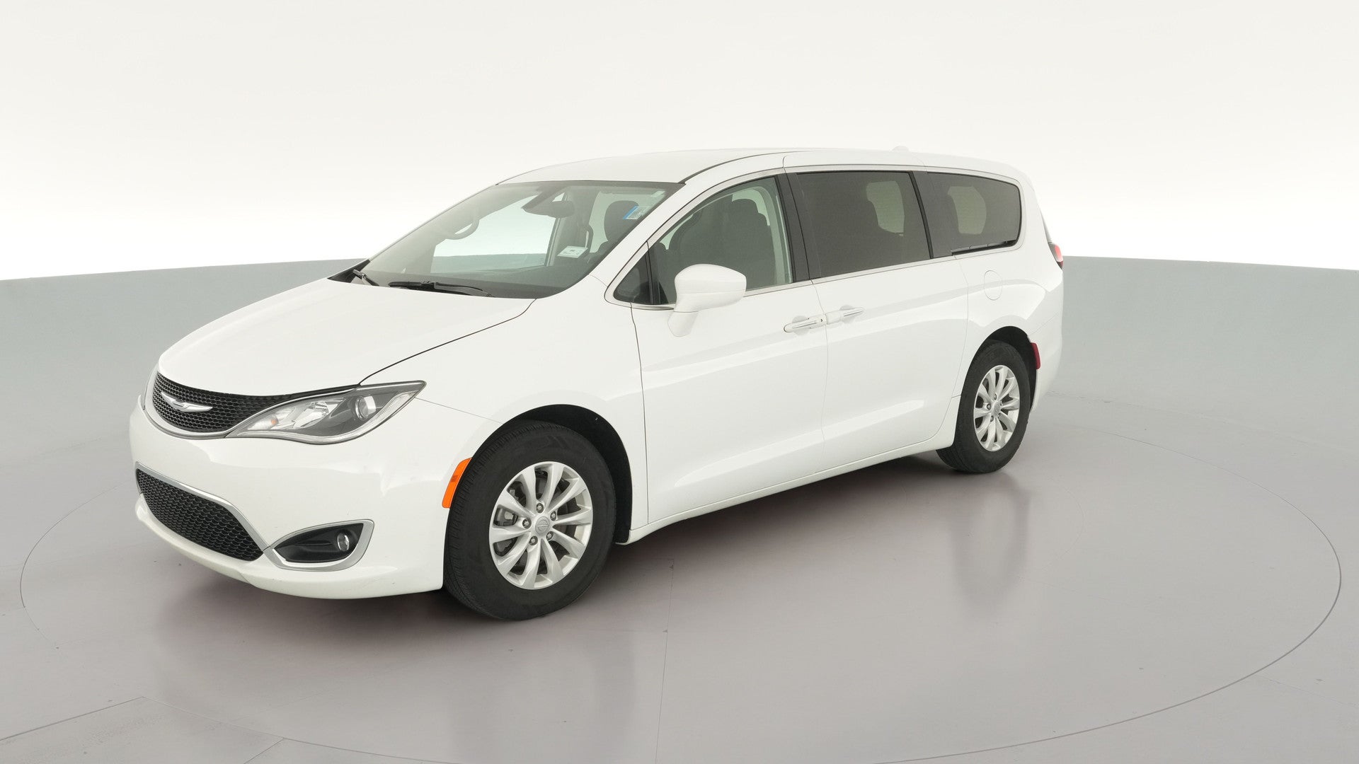 2019 Chrysler Pacifica vehicle photo