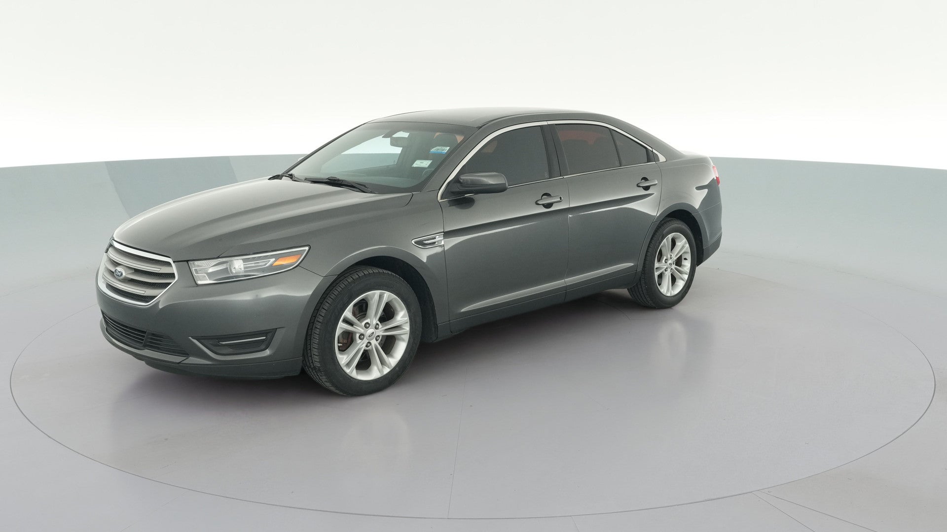 2015 Ford Taurus vehicle photo