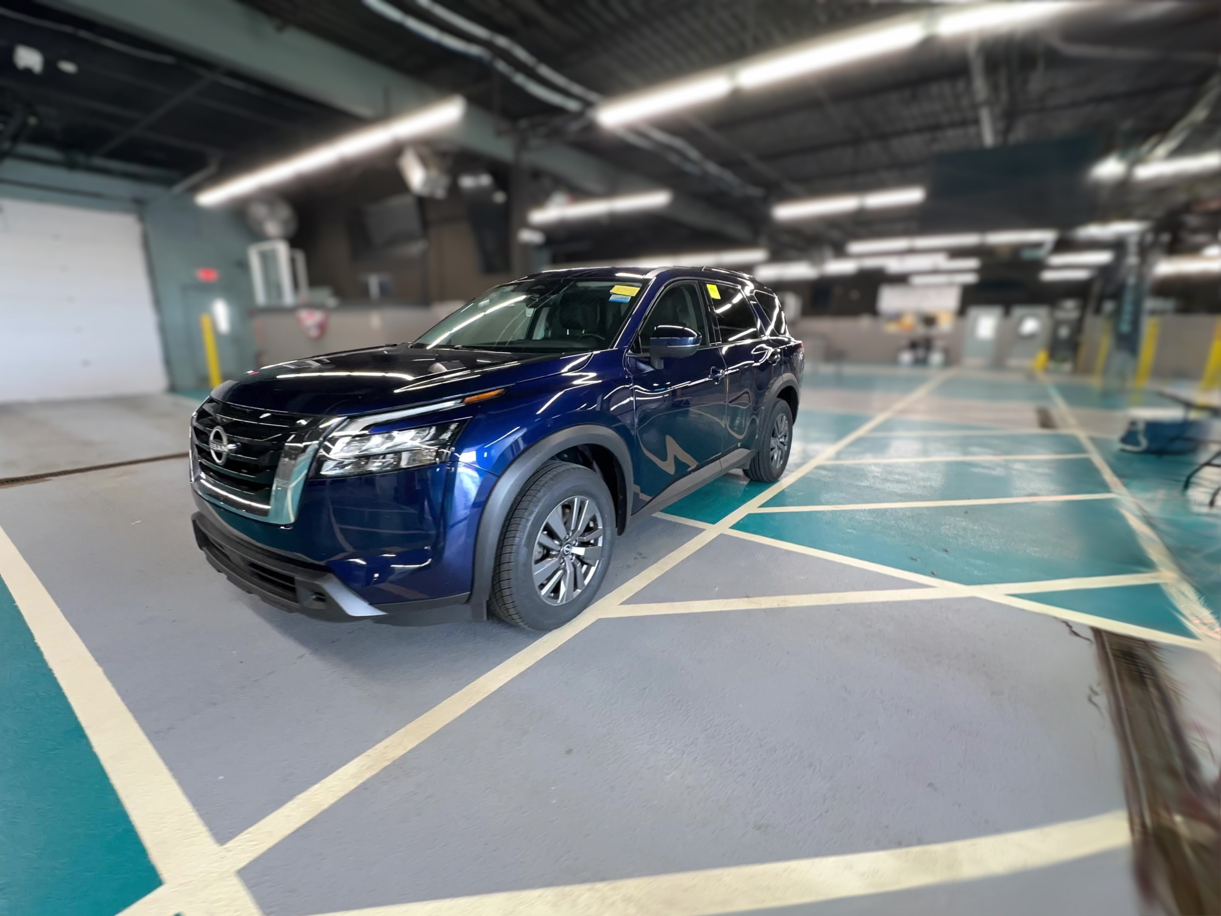2025 Nissan Pathfinder SV - Photo 27