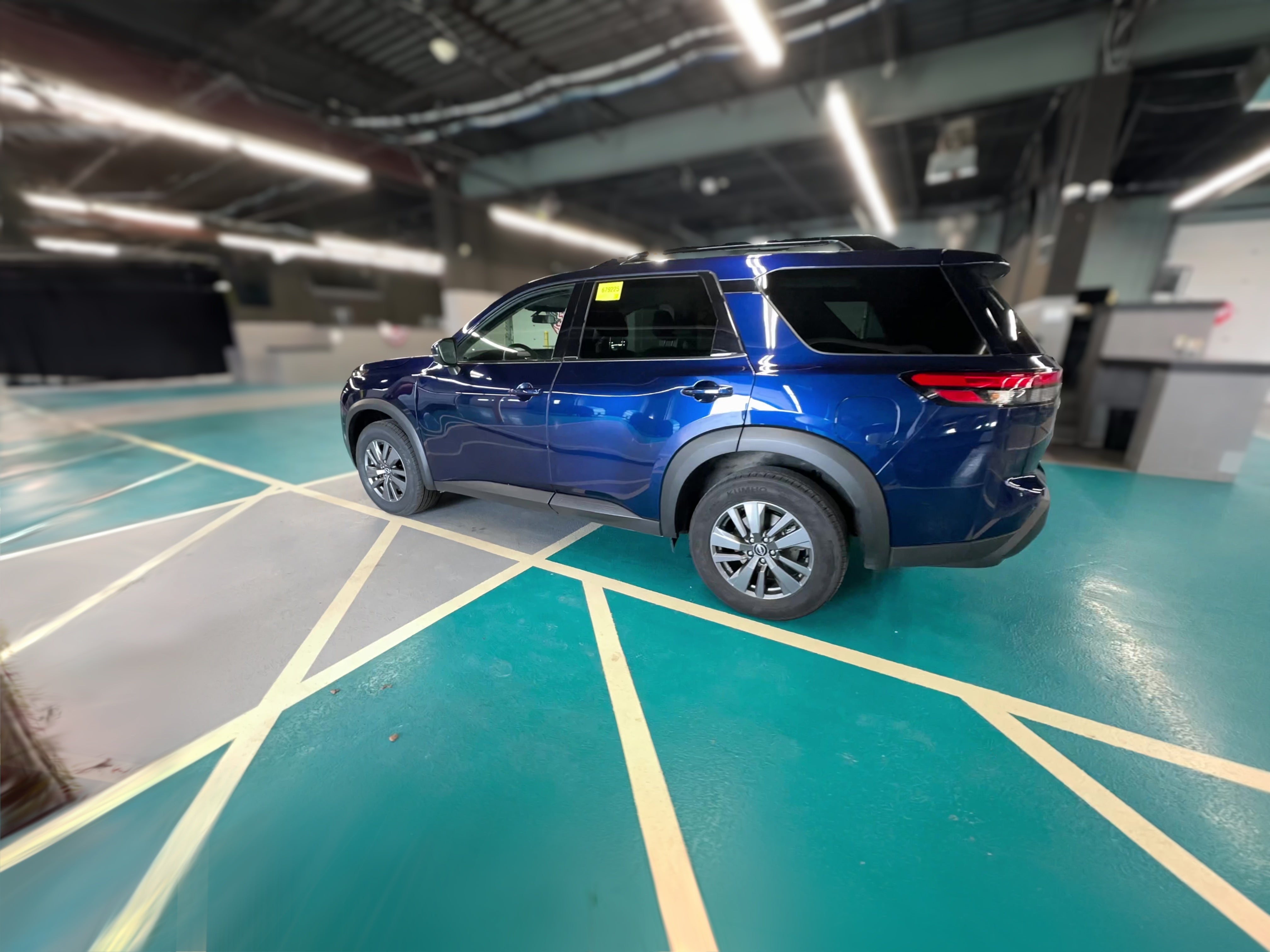 2025 Nissan Pathfinder SV - Photo 30