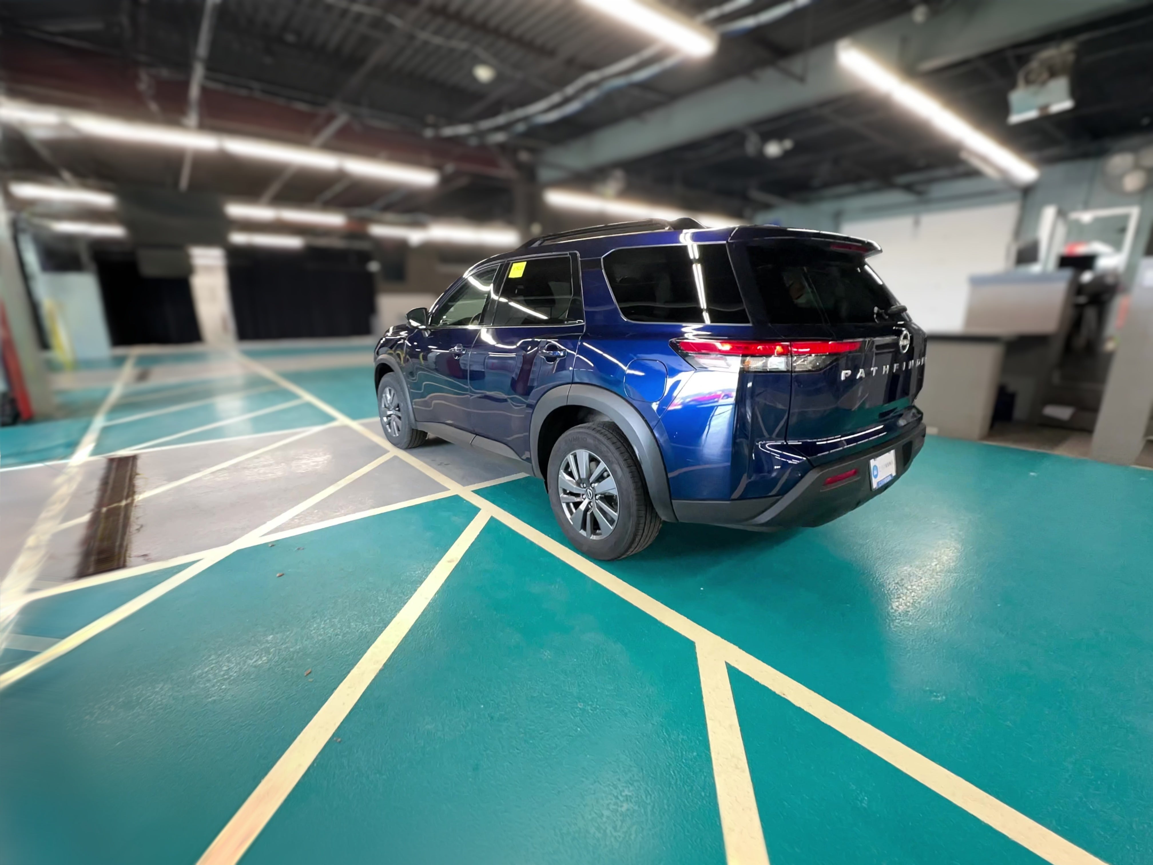 2025 Nissan Pathfinder SV - Photo 31