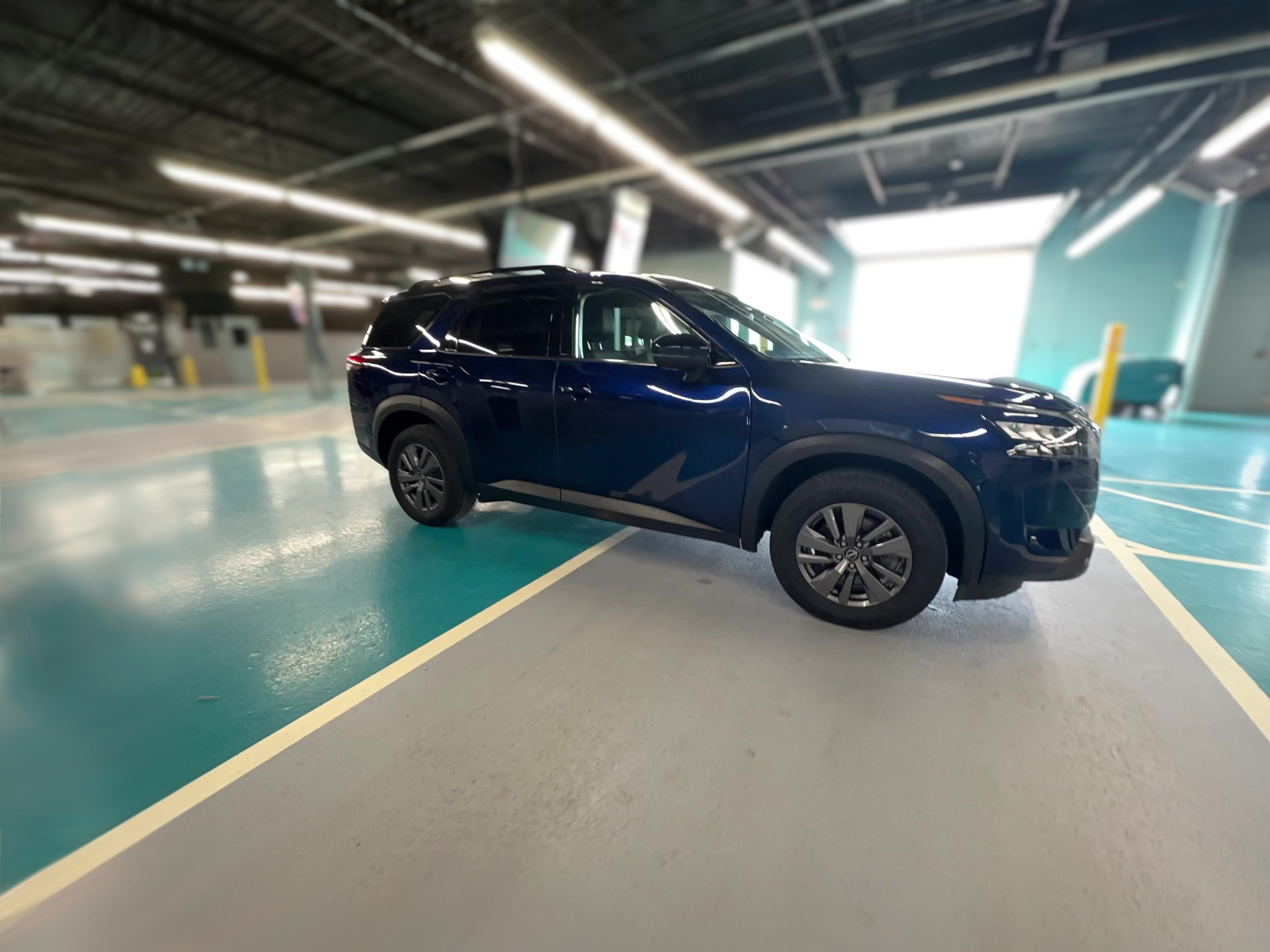 2025 Nissan Pathfinder SV - Photo 38