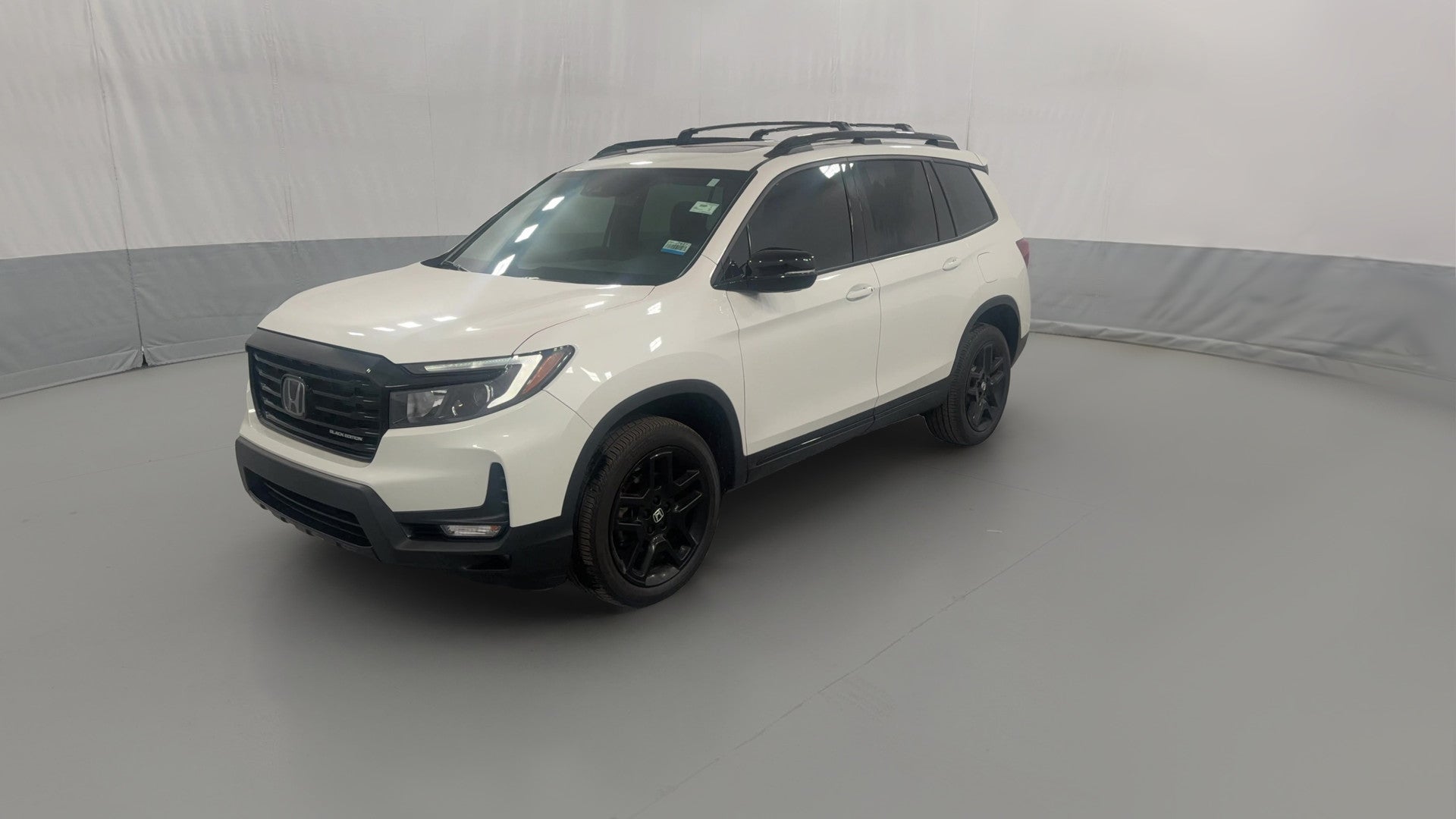 2025 Honda Passport vehicle photo