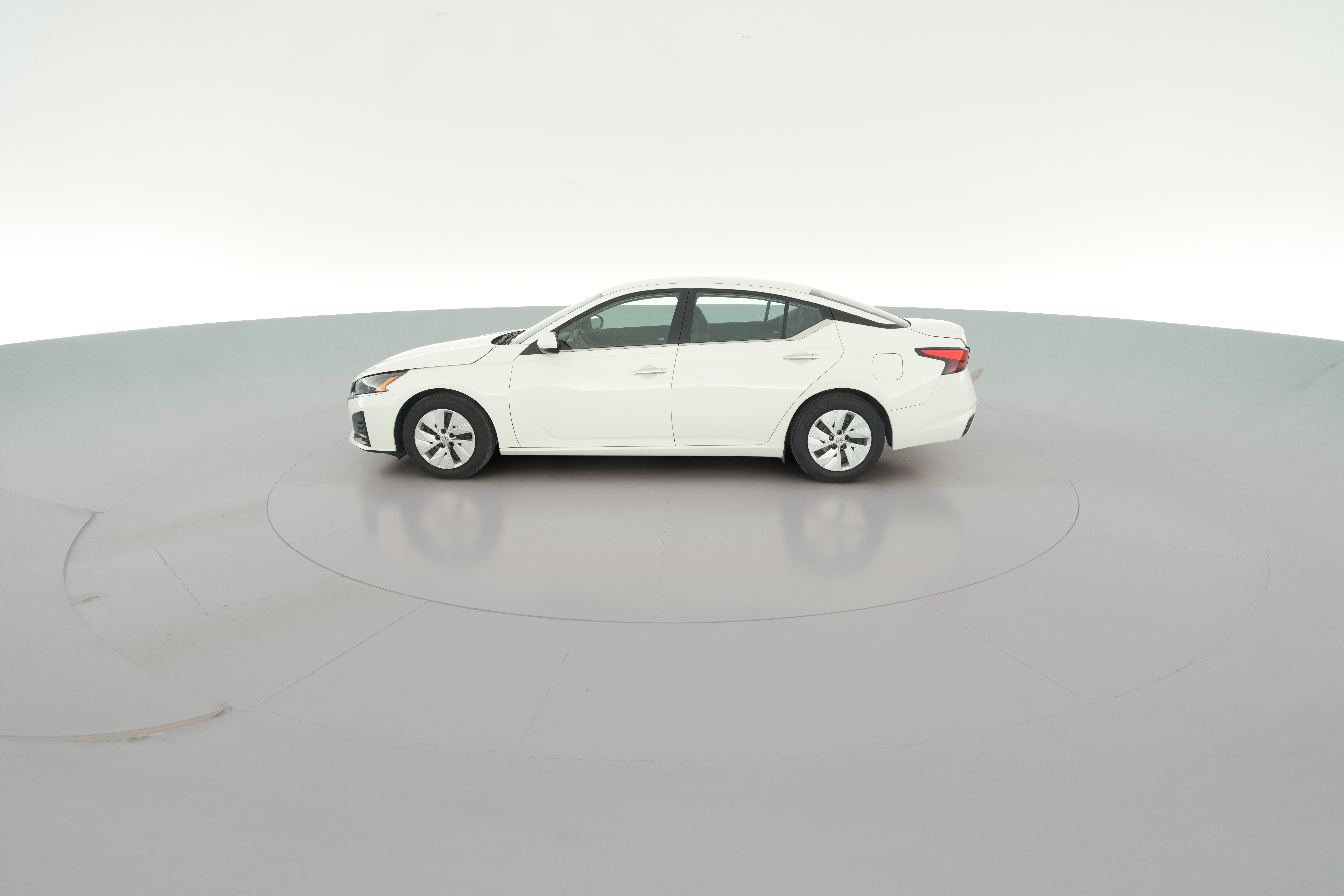 2023 Nissan Altima S - Photo 23