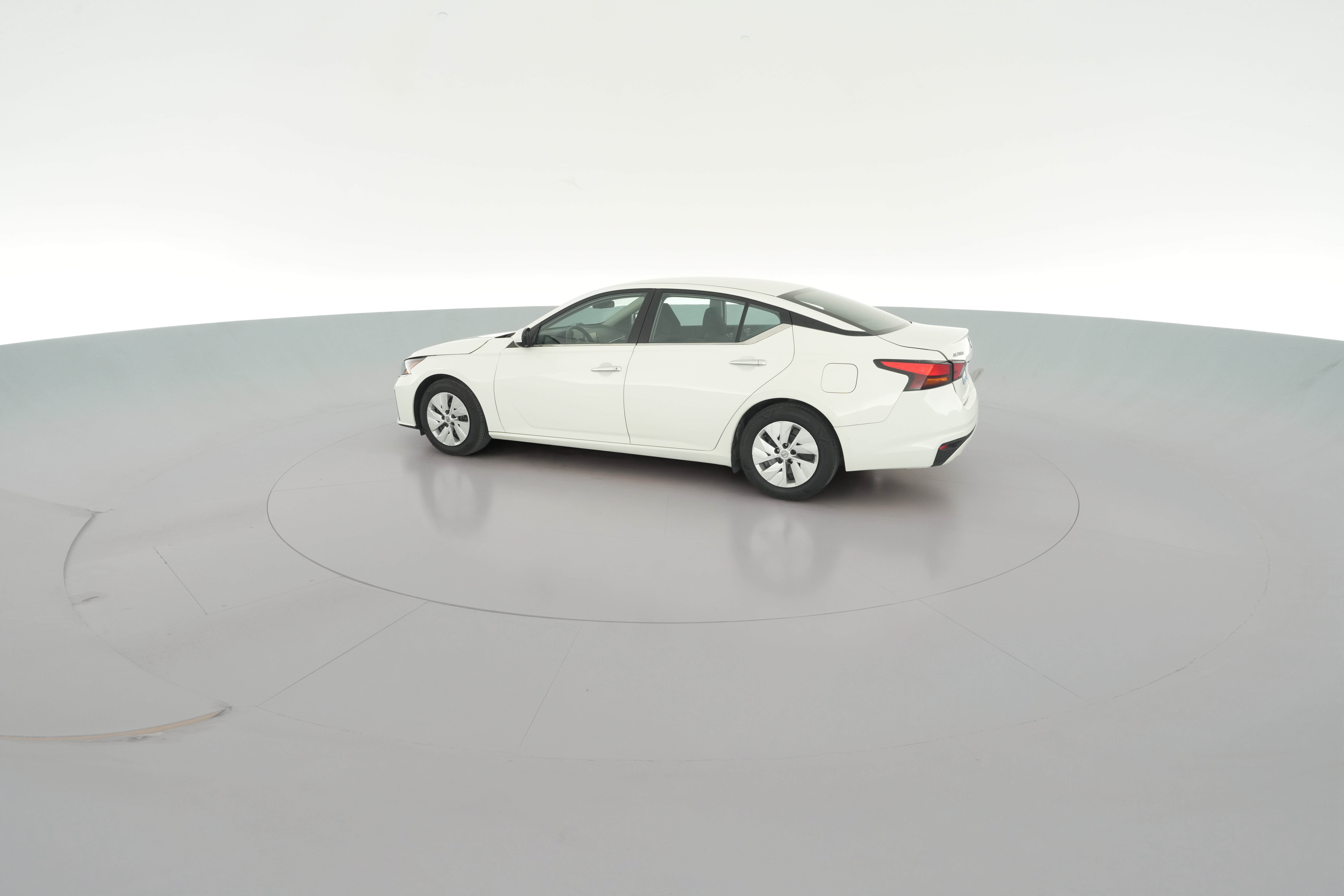2023 Nissan Altima S - Photo 24