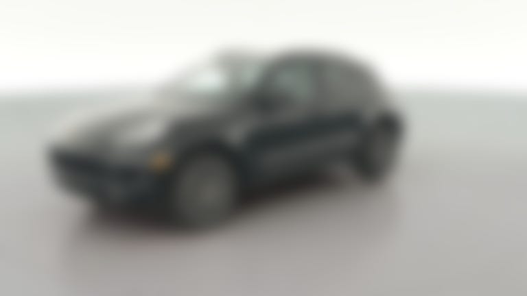 2018 Porsche Macan vehicle photo