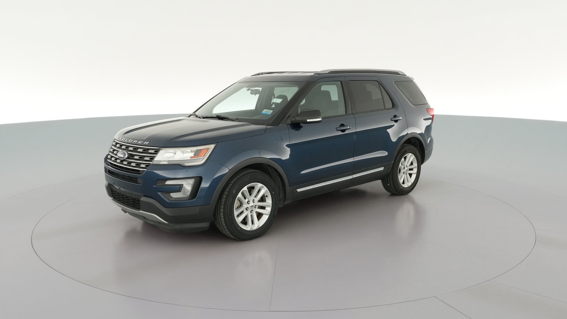 2017 Ford Explorer vehicle photo