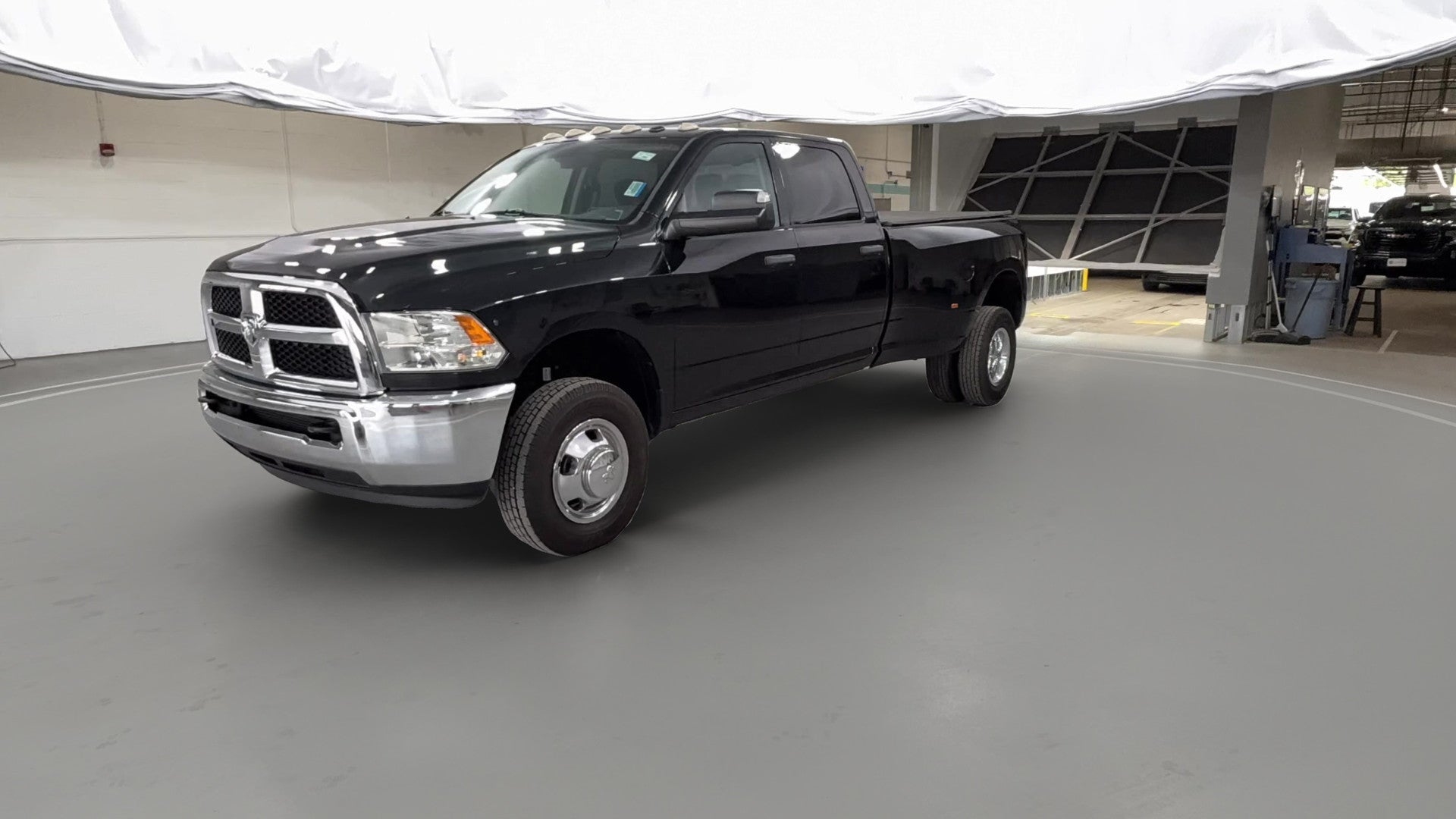 2015 Ram 3500 Crew Cab vehicle photo
