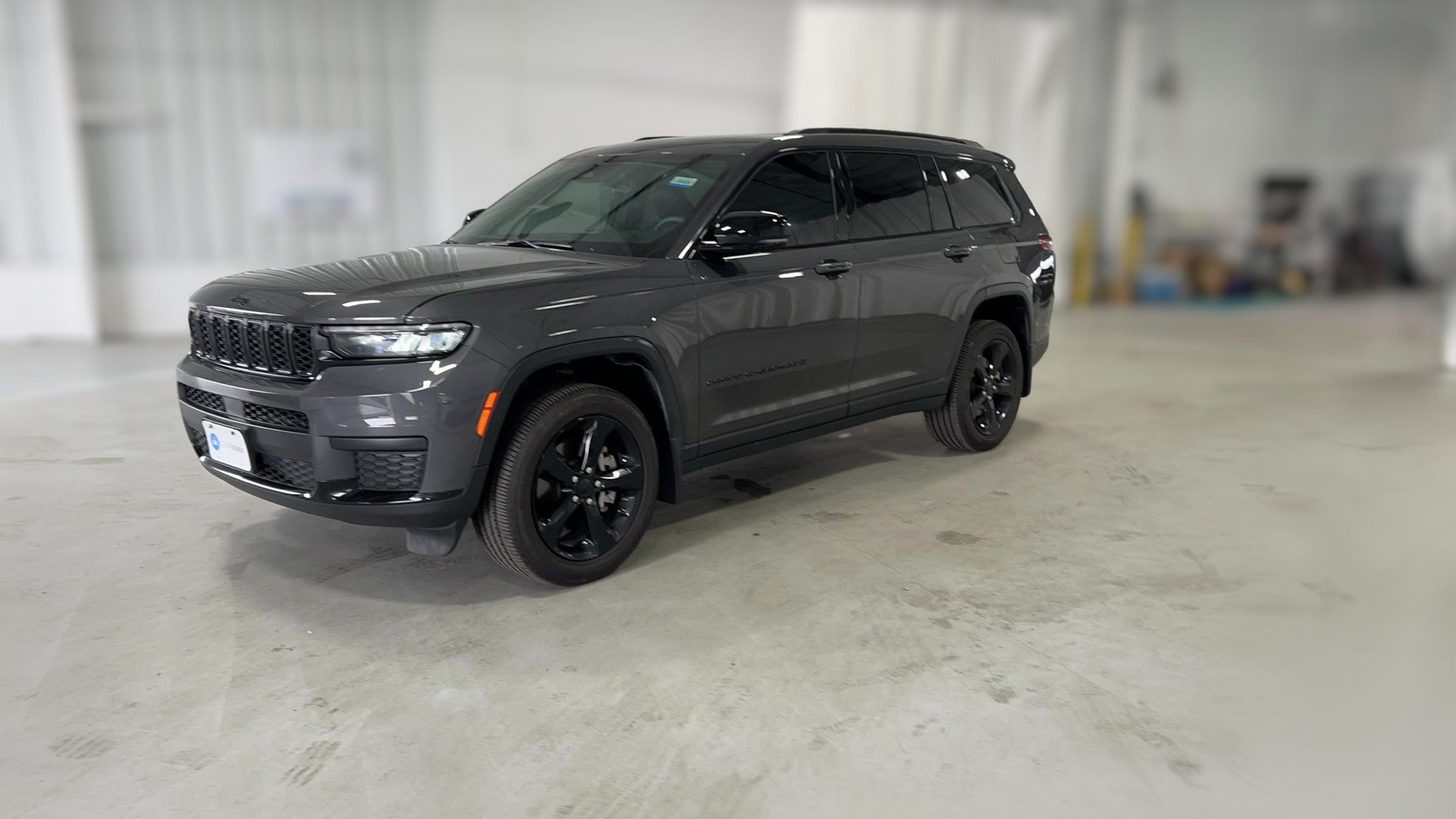 2025 Jeep Grand Cherokee L vehicle photo