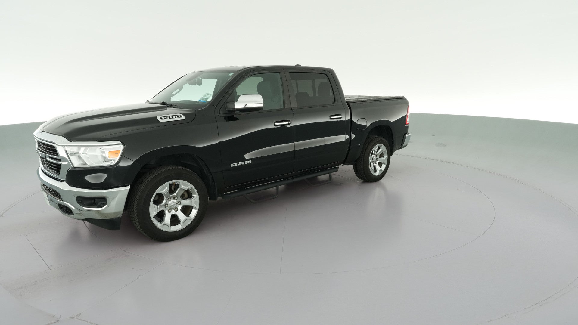 2019 Ram 1500 Crew Cab vehicle photo