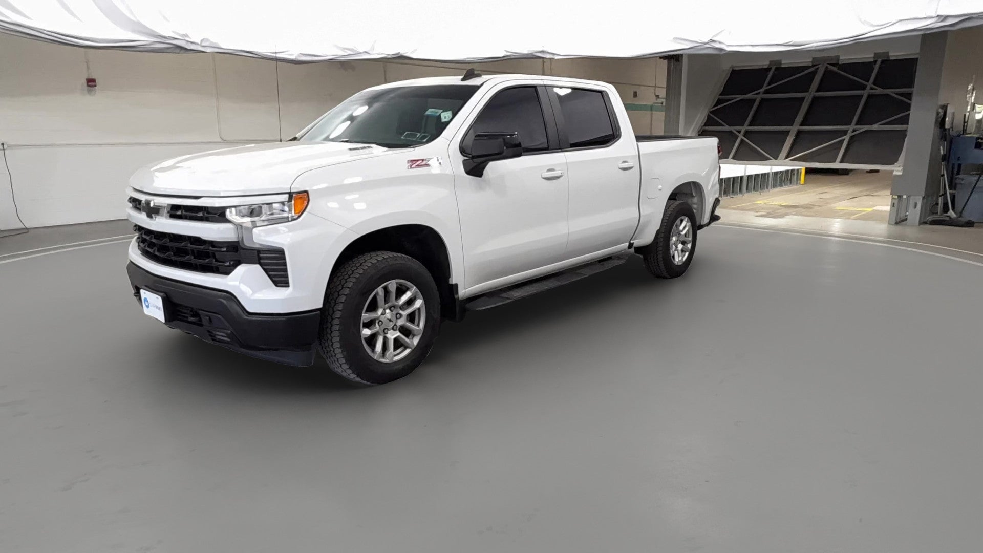 2022 Chevrolet Silverado 1500 Crew Cab vehicle photo