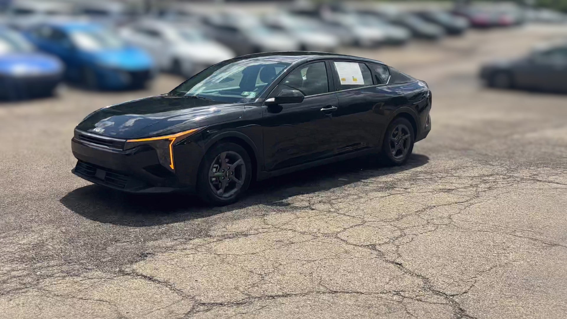 2025 Kia K4 vehicle photo