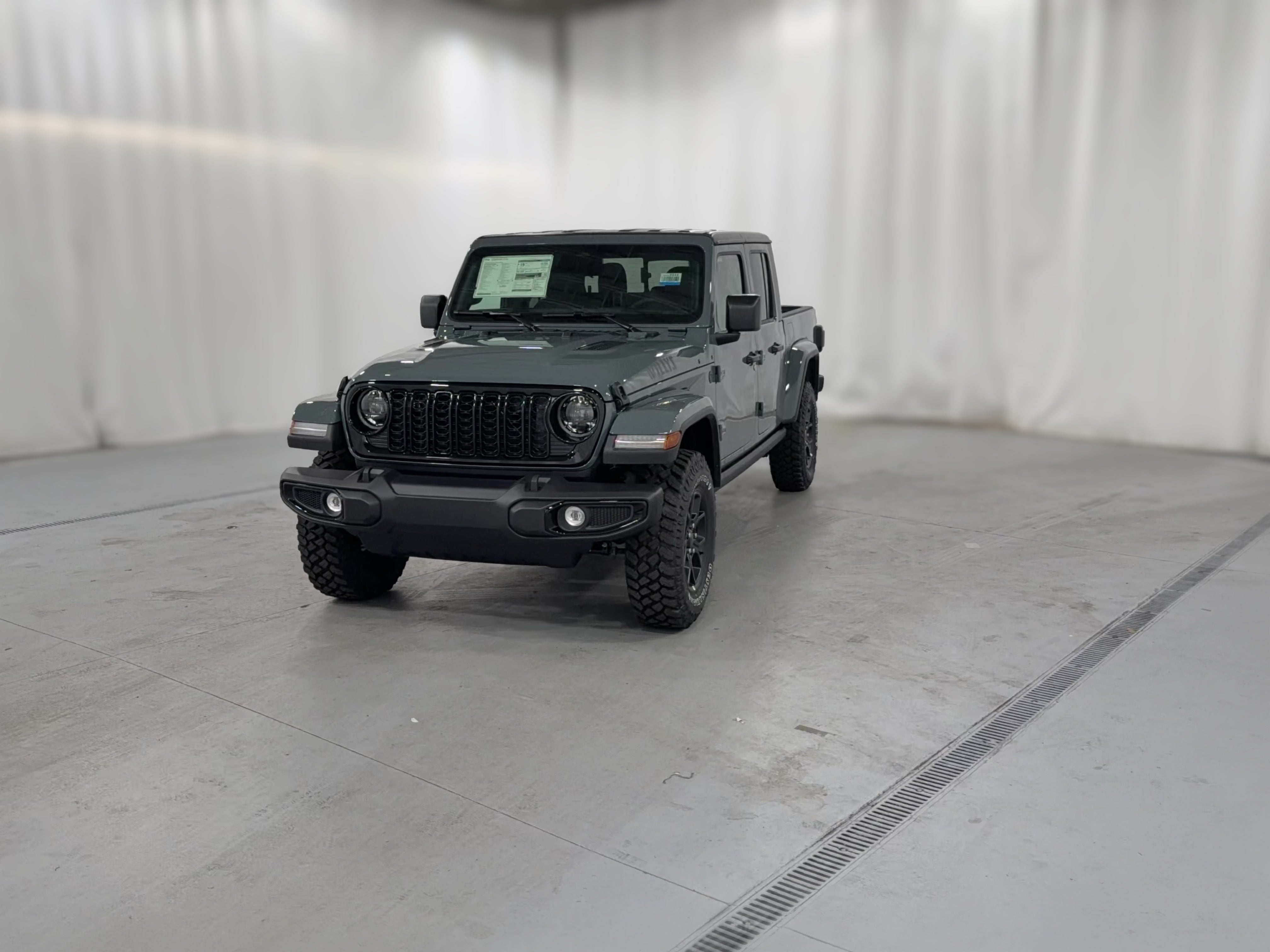 2026 Jeep Gladiator Willys - Photo 18