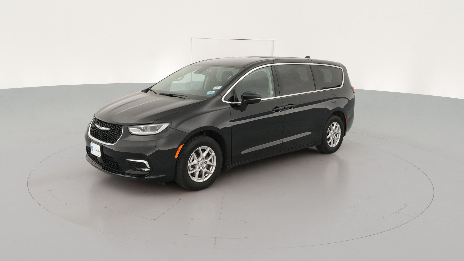 2024 Chrysler Pacifica vehicle photo