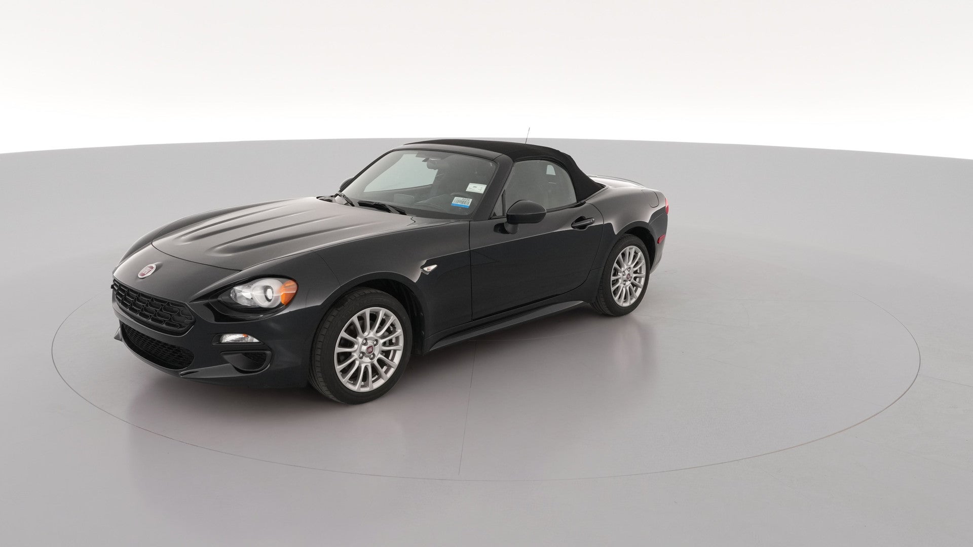 2018 FIAT 124 Spider vehicle photo