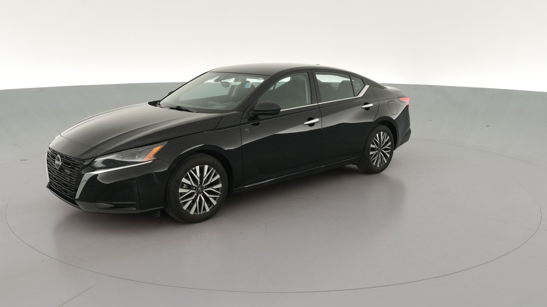2025 Nissan Altima vehicle photo