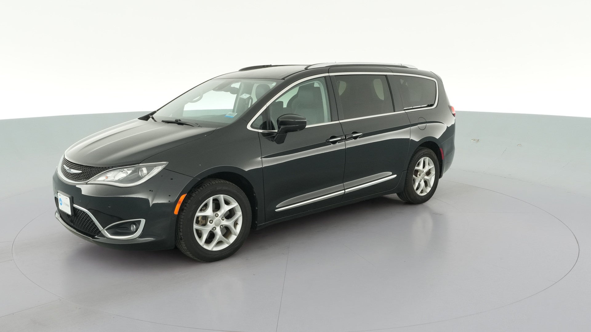 2017 Chrysler Pacifica vehicle photo