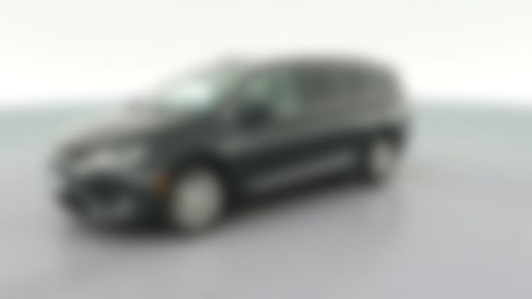 2017 Chrysler Pacifica vehicle photo