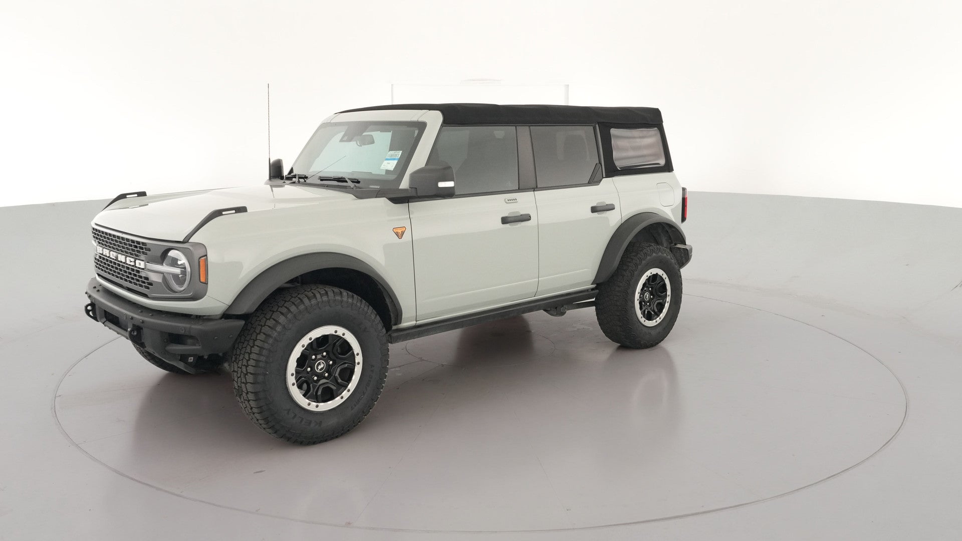 2022 Ford Bronco vehicle photo
