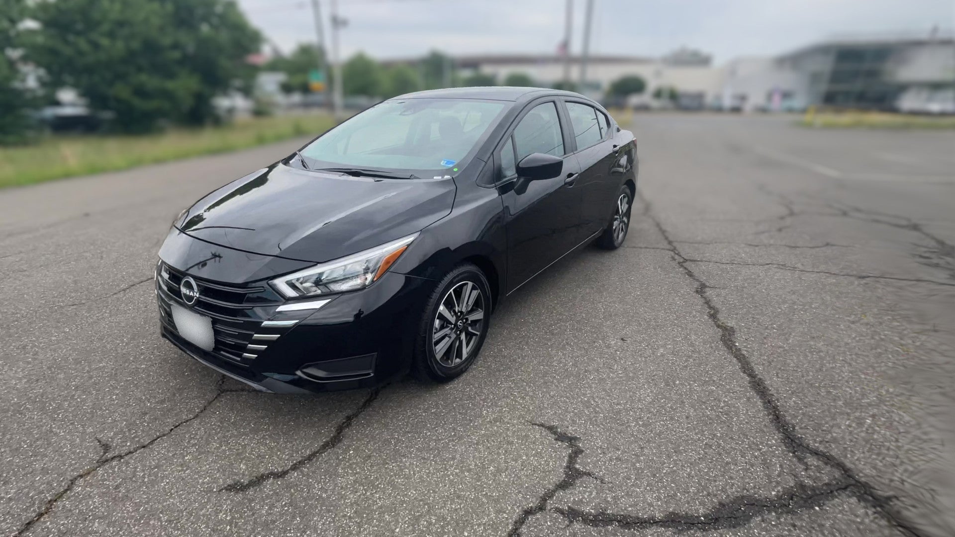 2025 Nissan Versa vehicle photo