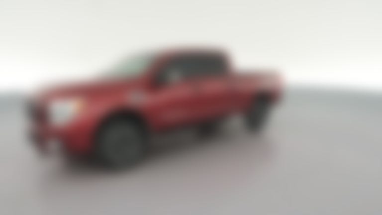 2018 Nissan TITAN XD Crew Cab vehicle photo