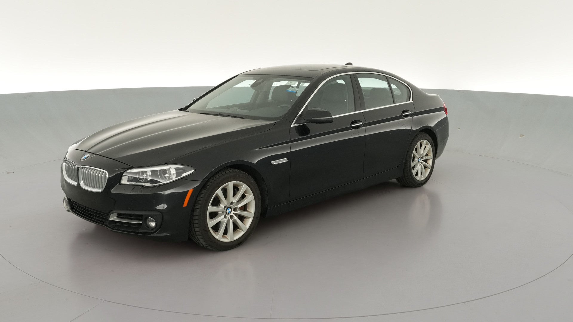 2015 BMW 5 Series vehicle photo