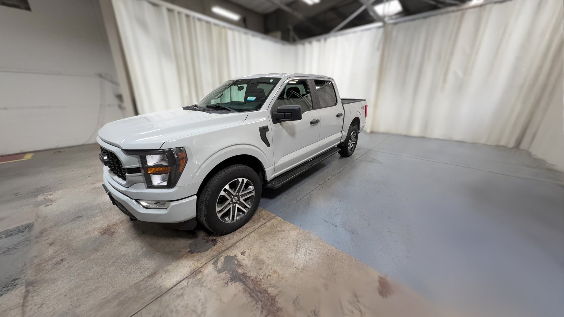 2023 Ford F150 SuperCrew Cab vehicle photo