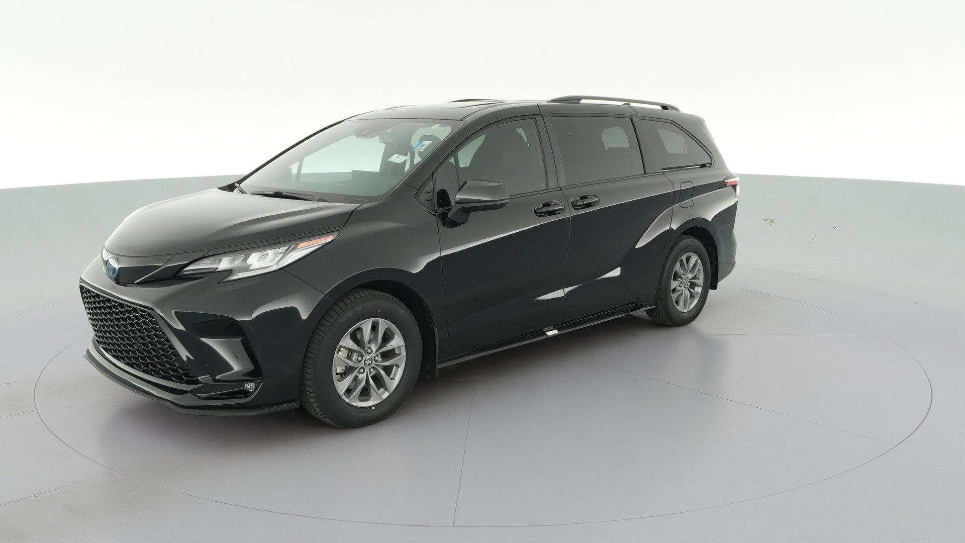 2025 Toyota Sienna vehicle photo