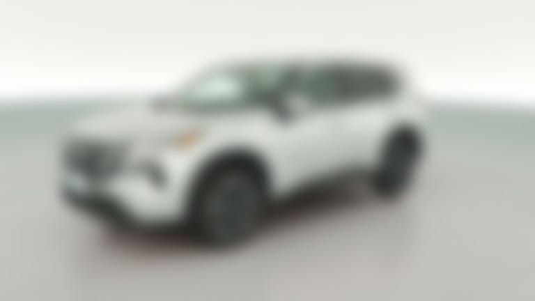 2025 Nissan Rogue vehicle photo