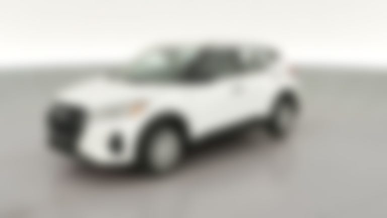 2025 Nissan Kicks Play vehicle photo