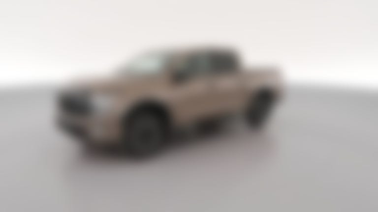2023 Nissan Titan Crew Cab vehicle photo