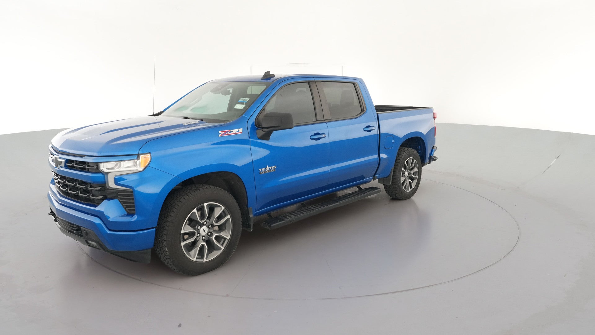 2023 Chevrolet Silverado 1500 Crew Cab vehicle photo