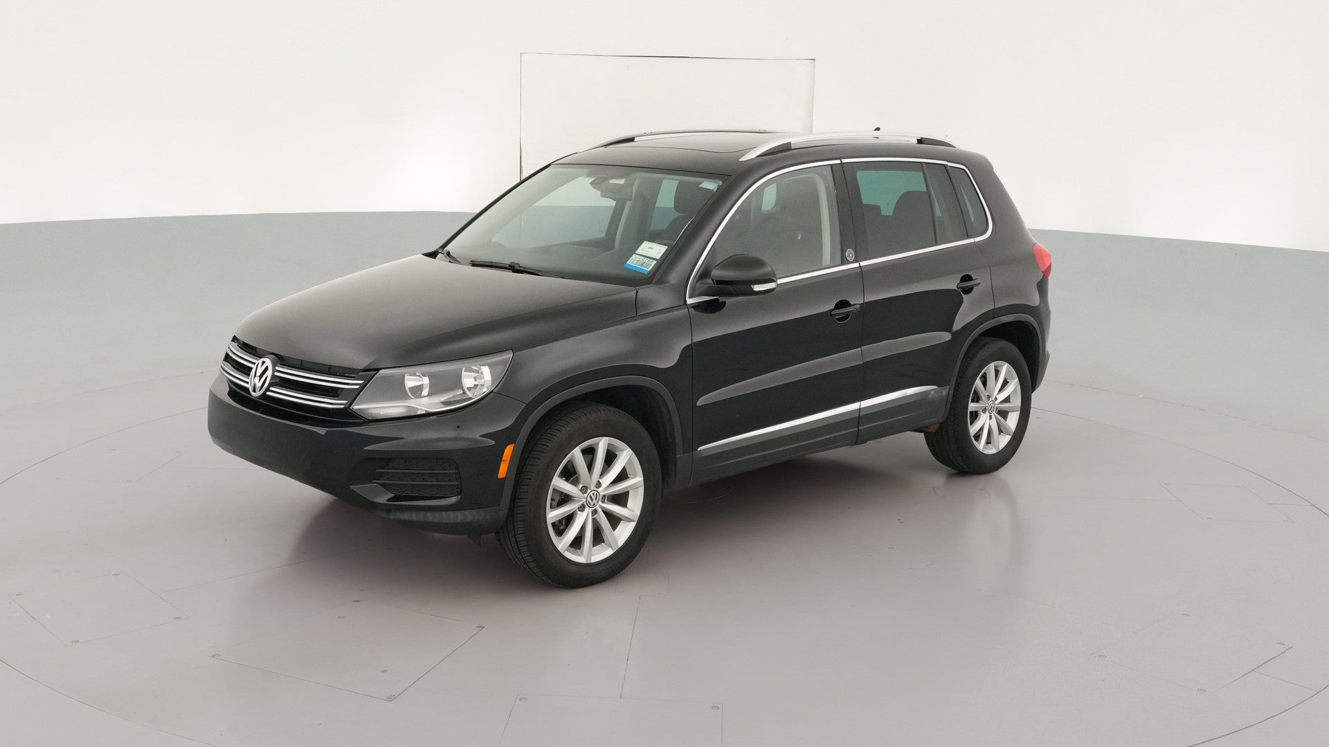 2017 Volkswagen Tiguan vehicle photo