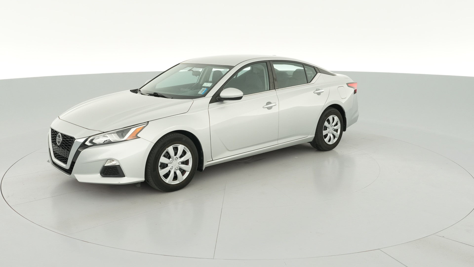 2020 Nissan Altima vehicle photo