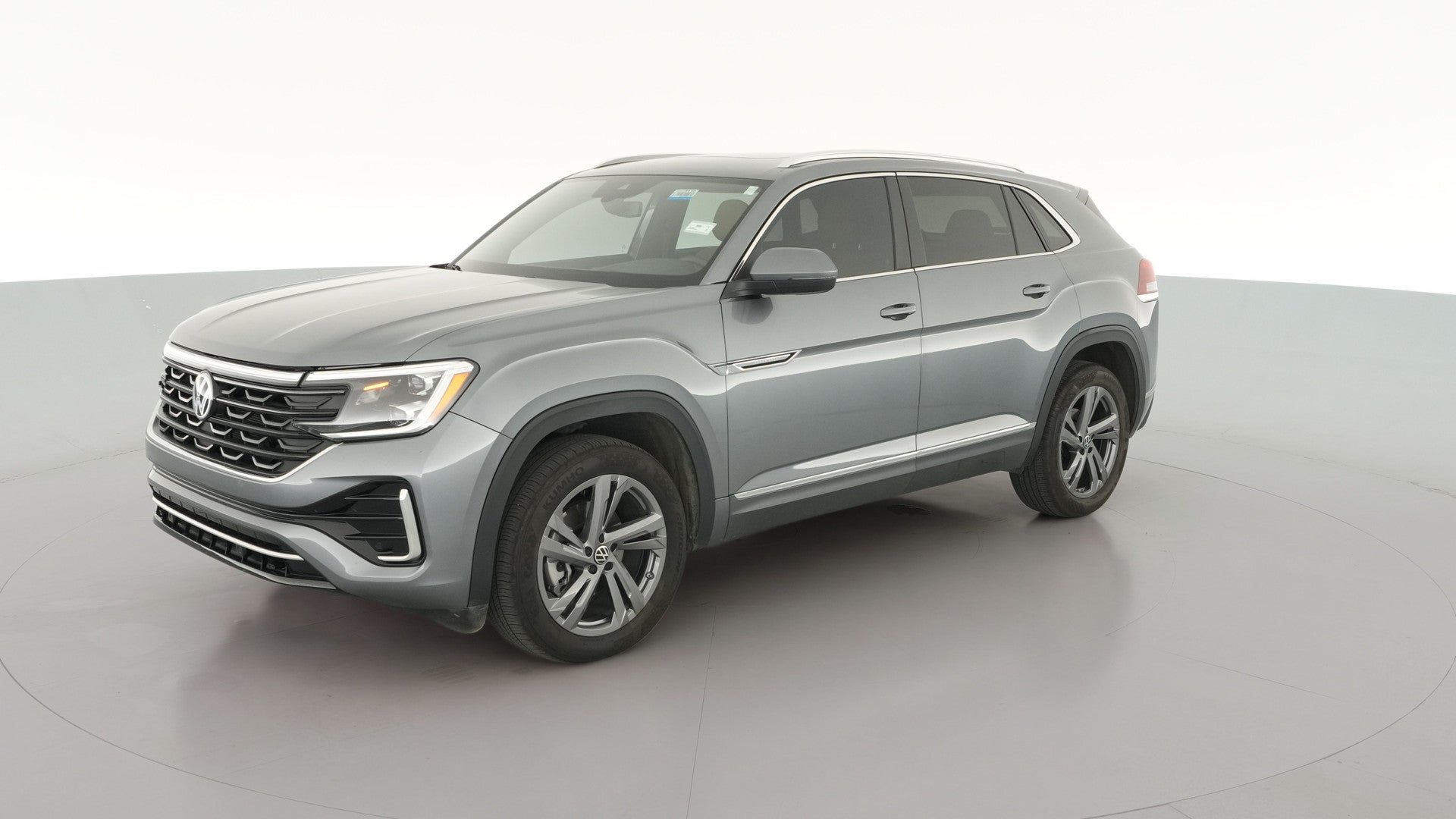 2024 Volkswagen Atlas Cross Sport vehicle photo