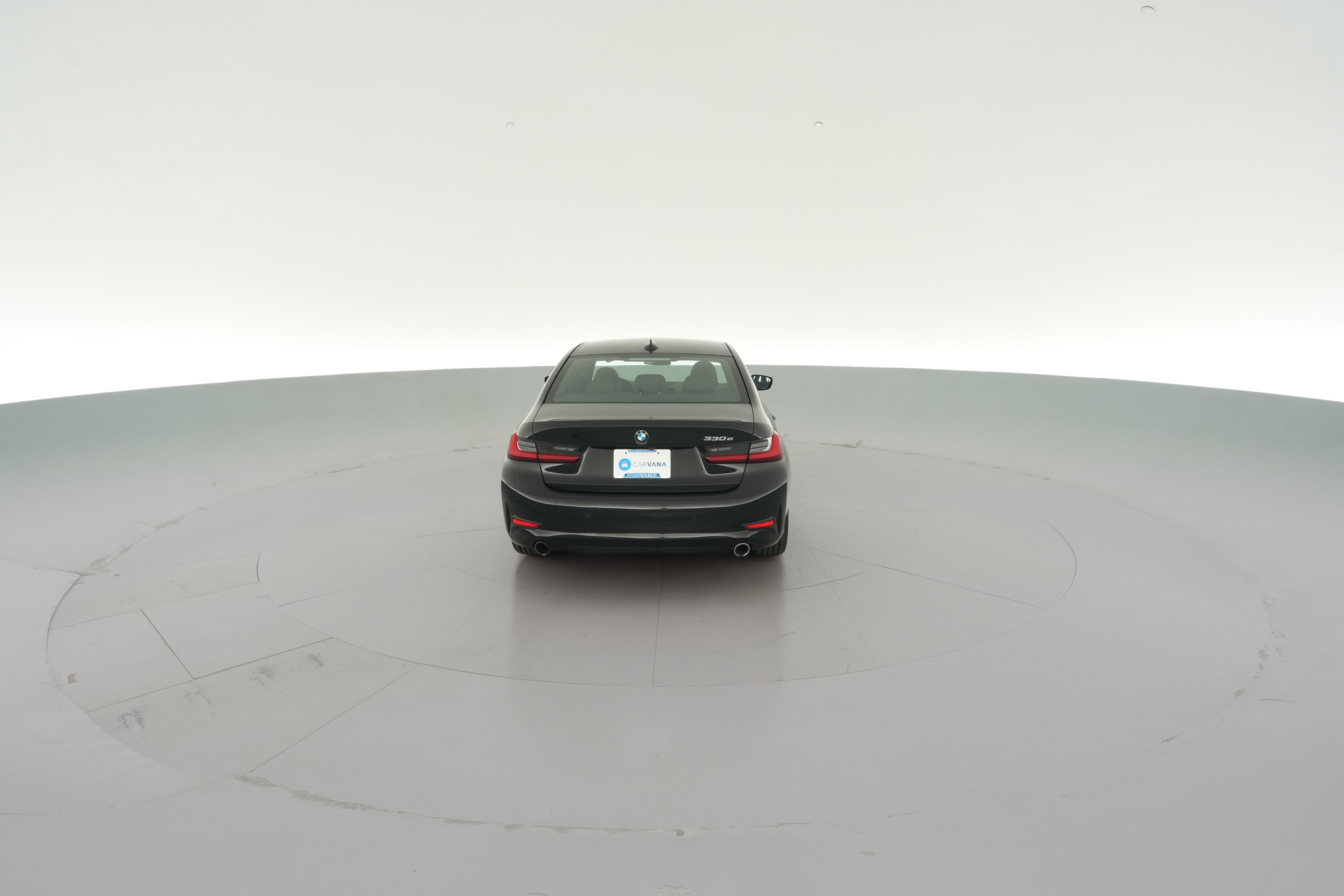 2021 BMW 3 Series 330e - Photo 30