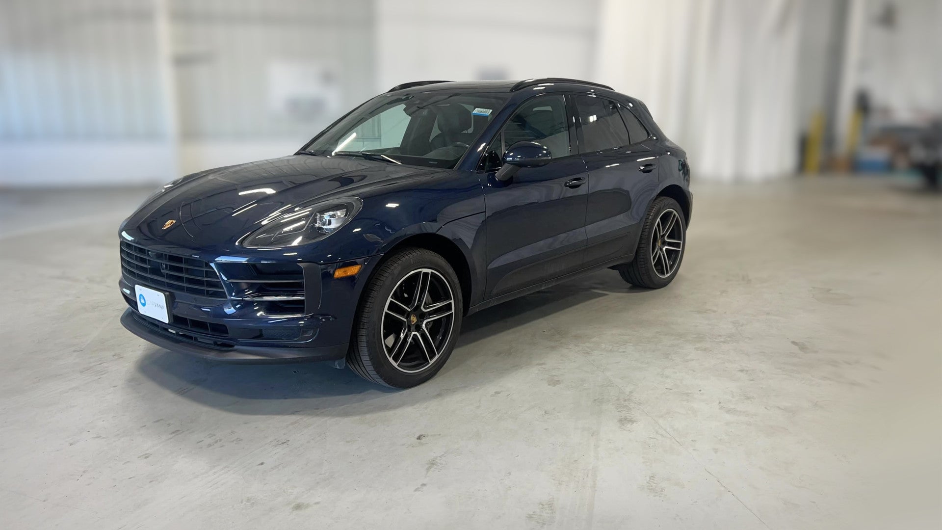 2021 Porsche Macan vehicle photo