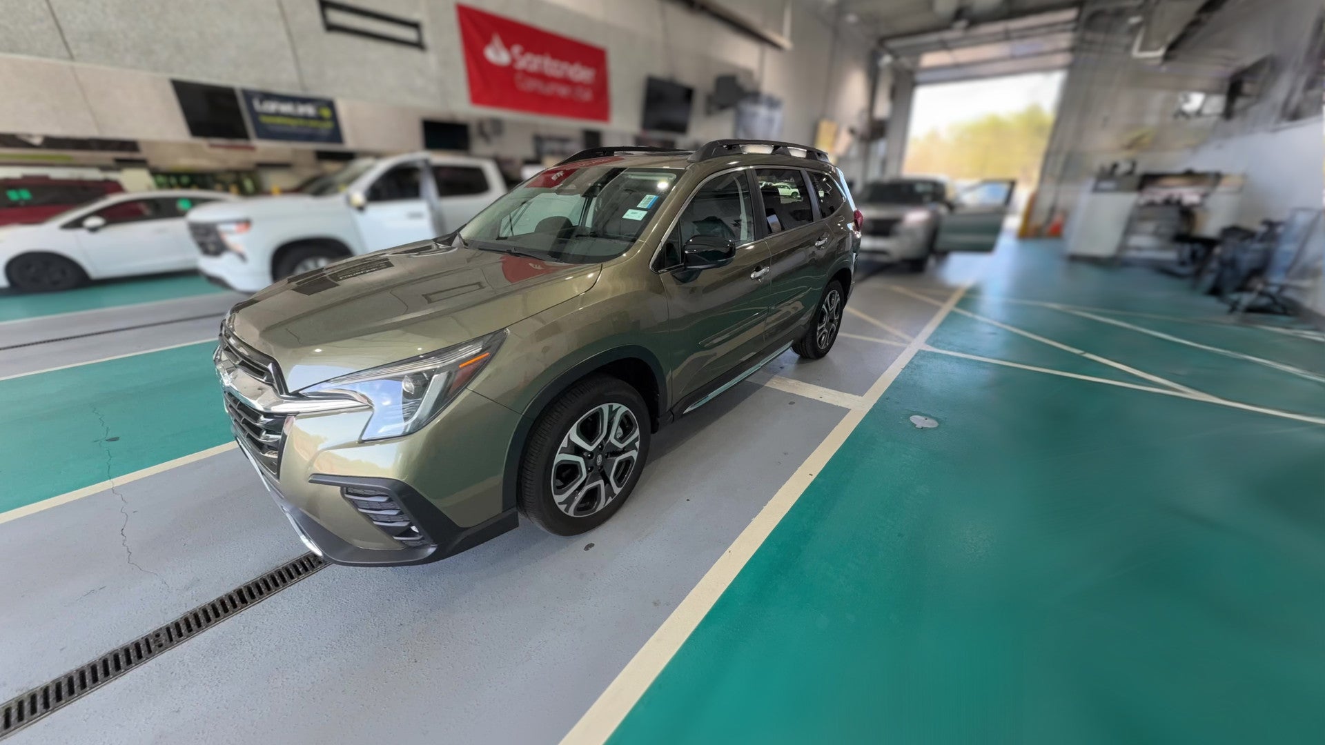 2025 Subaru Ascent vehicle photo