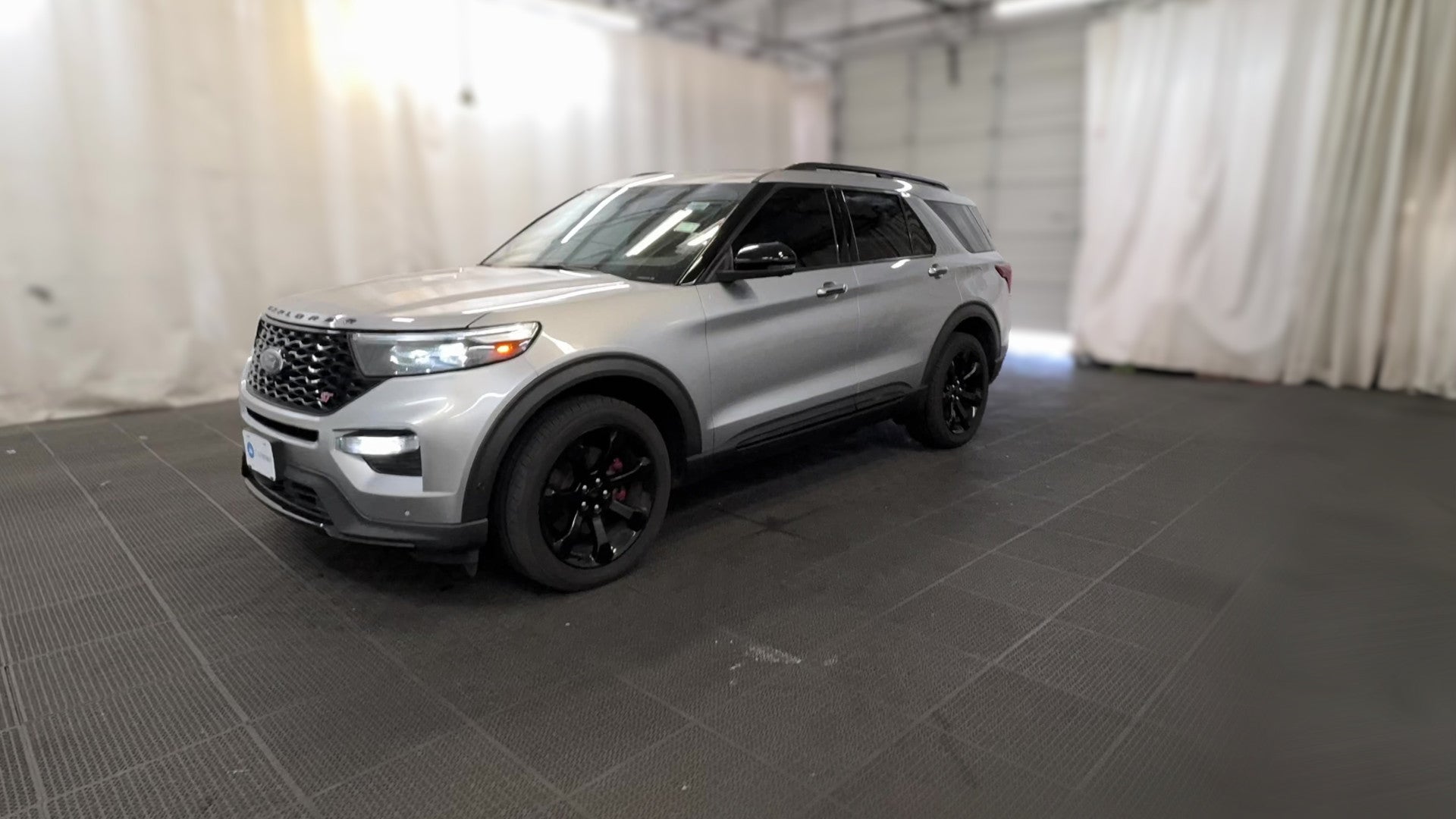 2022 Ford Explorer vehicle photo