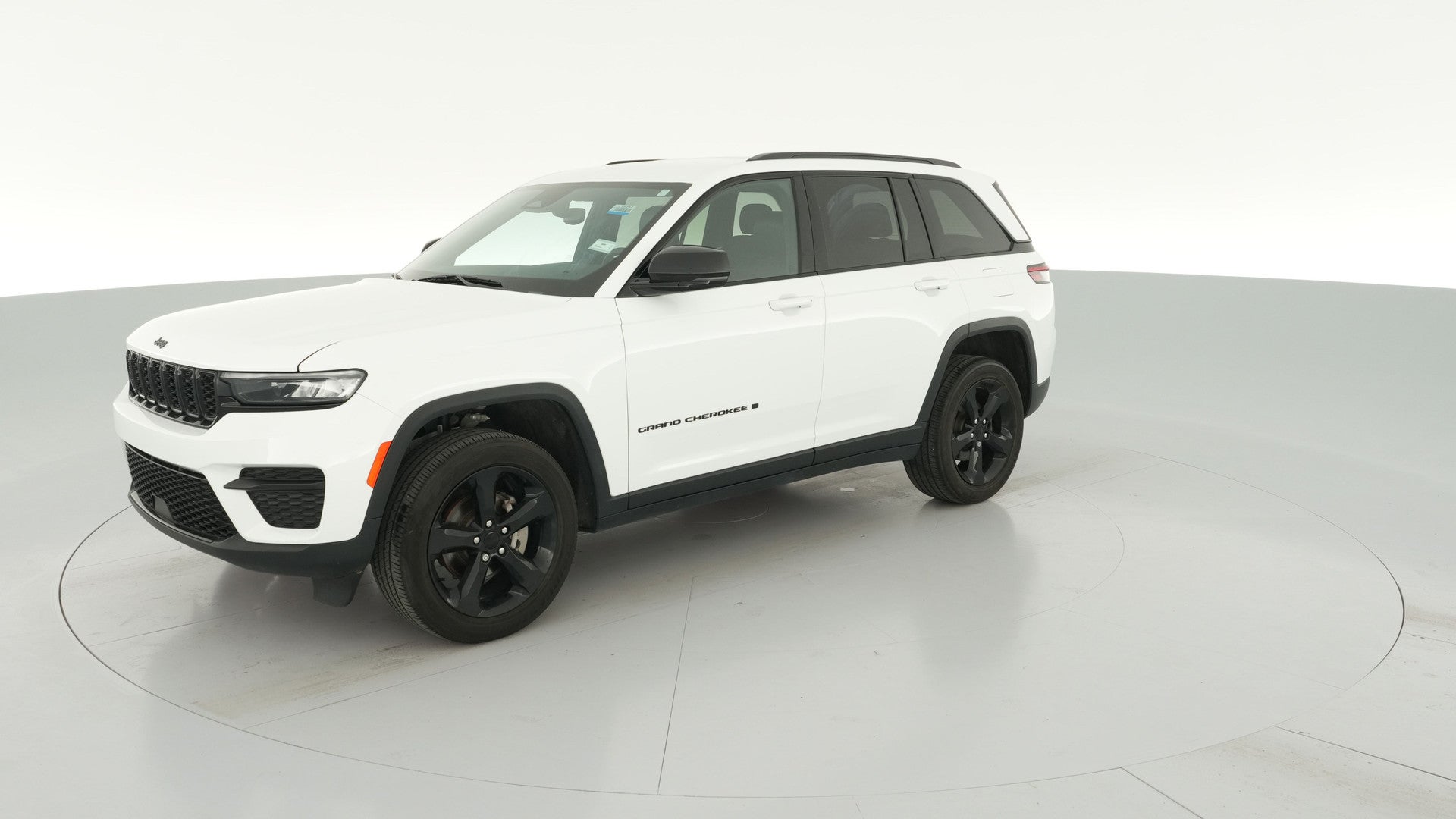 2024 Jeep Grand Cherokee vehicle photo