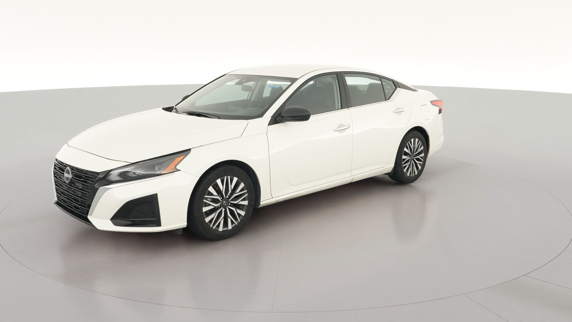 2025 Nissan Altima vehicle photo