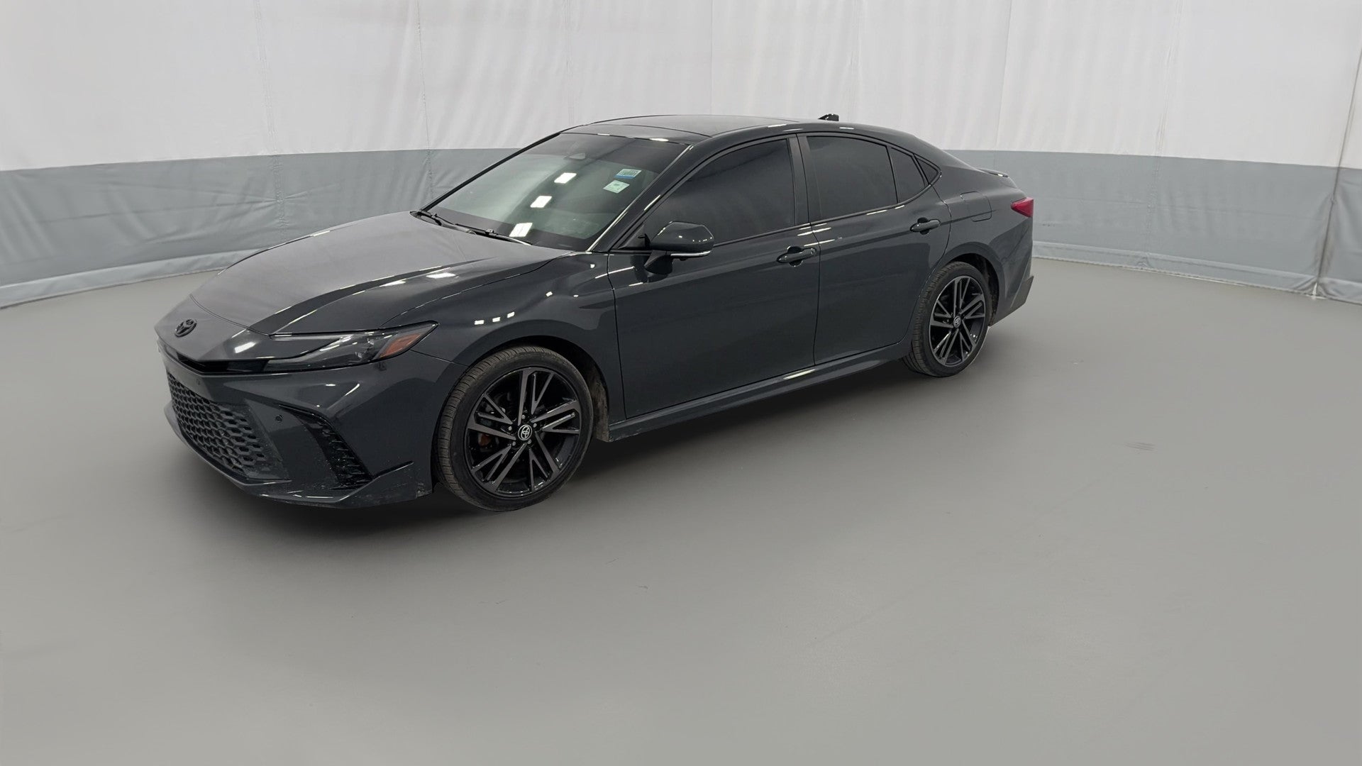 2025 Toyota Camry vehicle photo