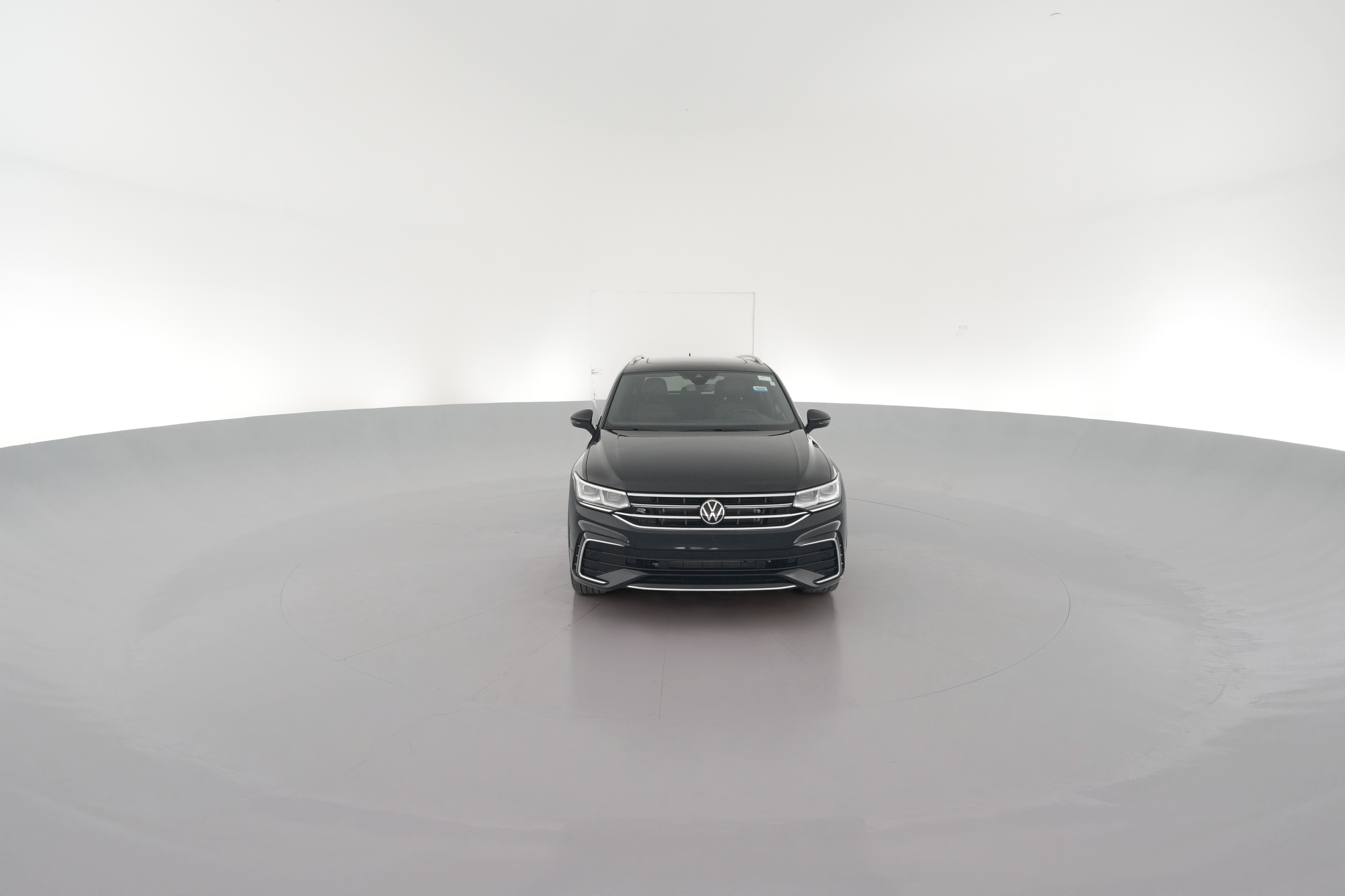 2023 Volkswagen Tiguan SEL R-LINE - Photo 27