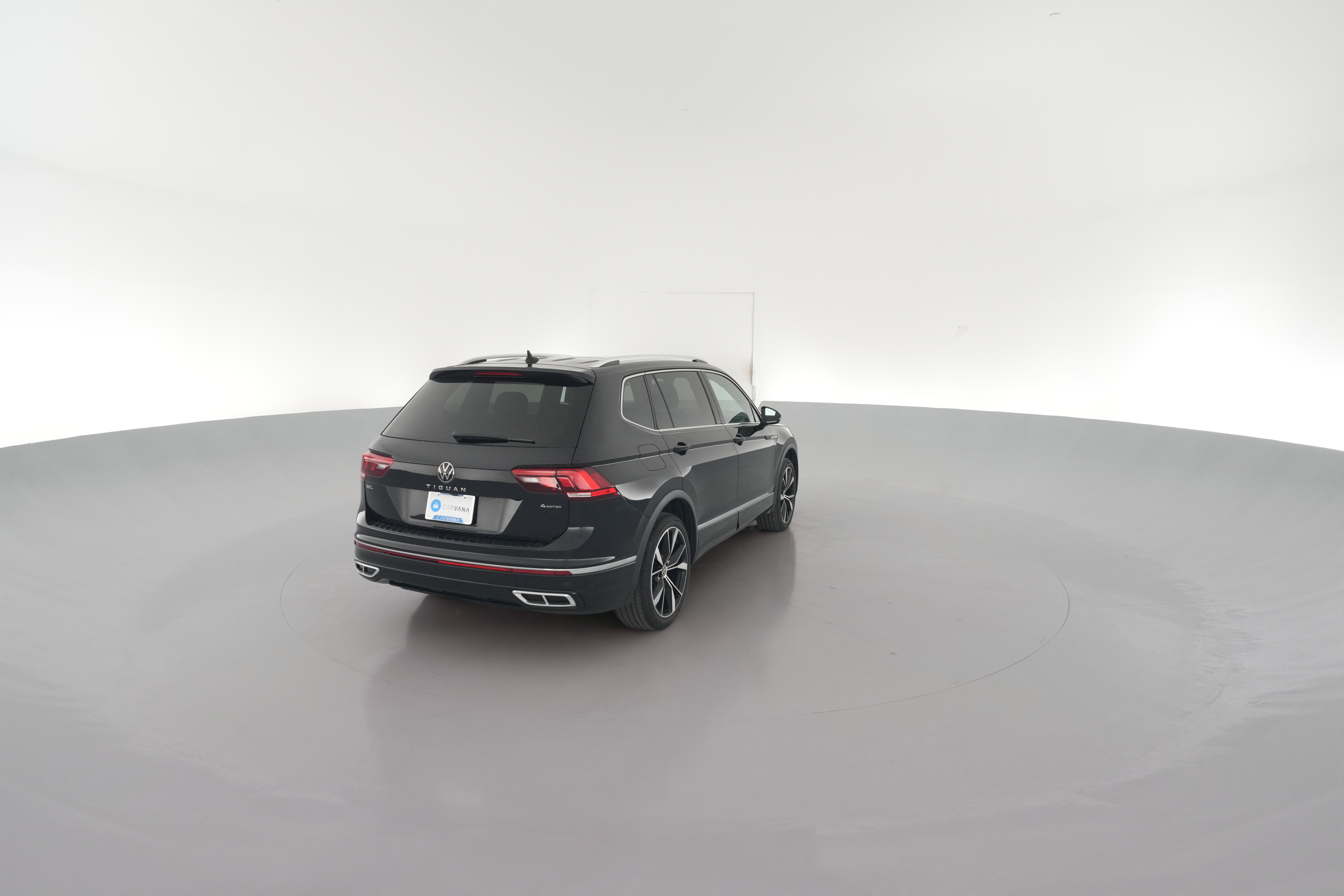 2023 Volkswagen Tiguan SEL R-LINE - Photo 36