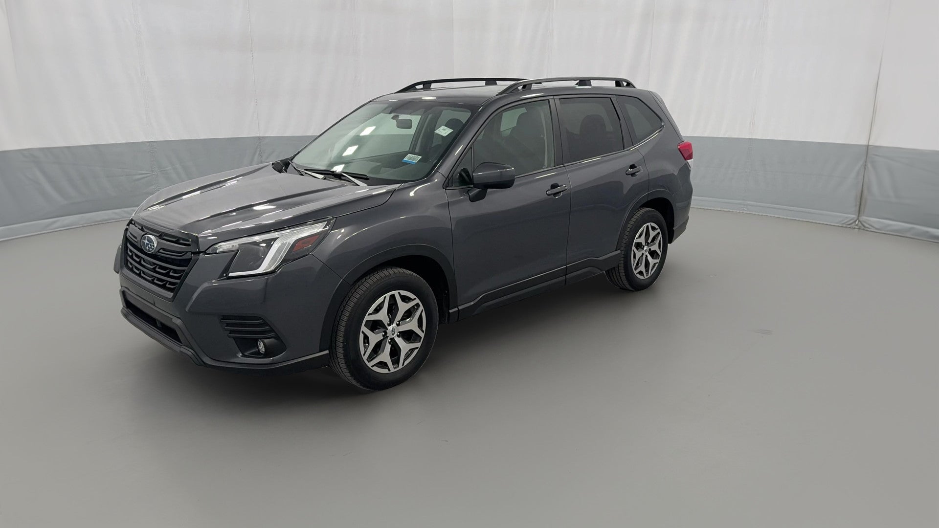 2024 Subaru Forester vehicle photo