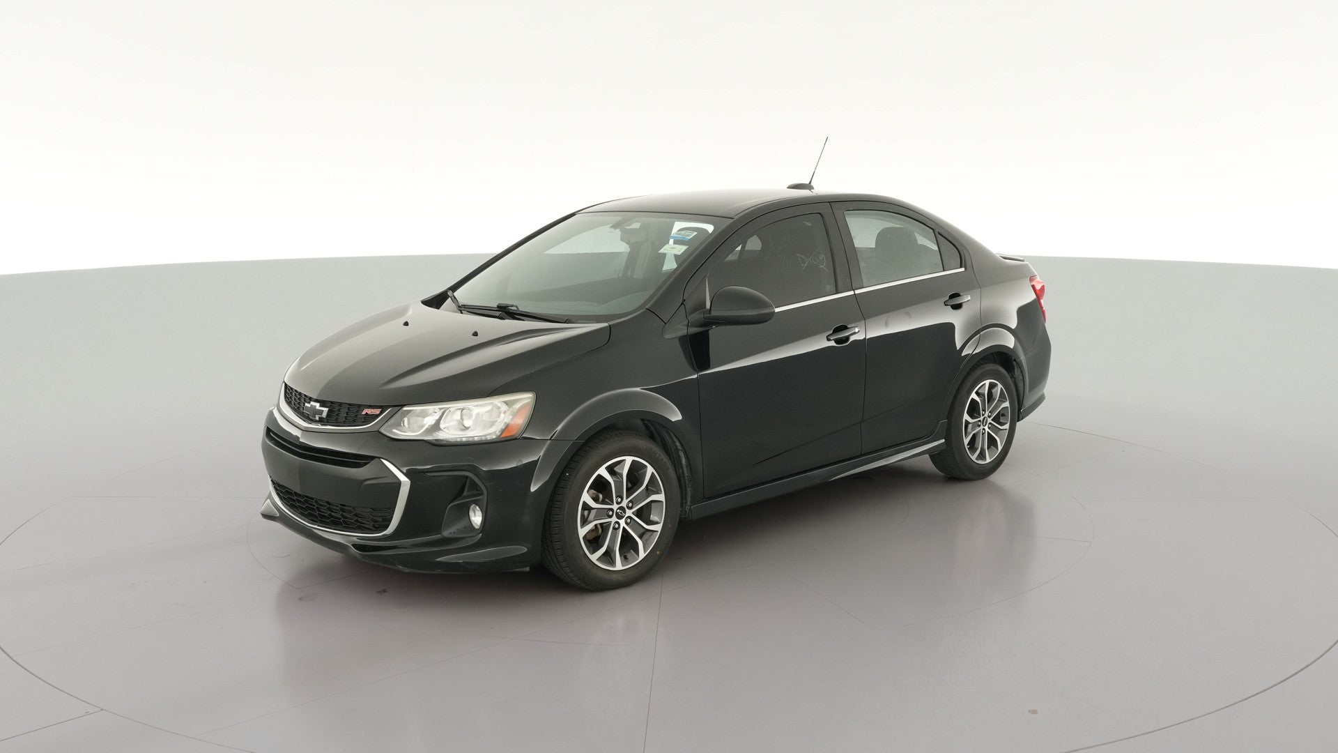 2018 Chevrolet Sonic vehicle photo