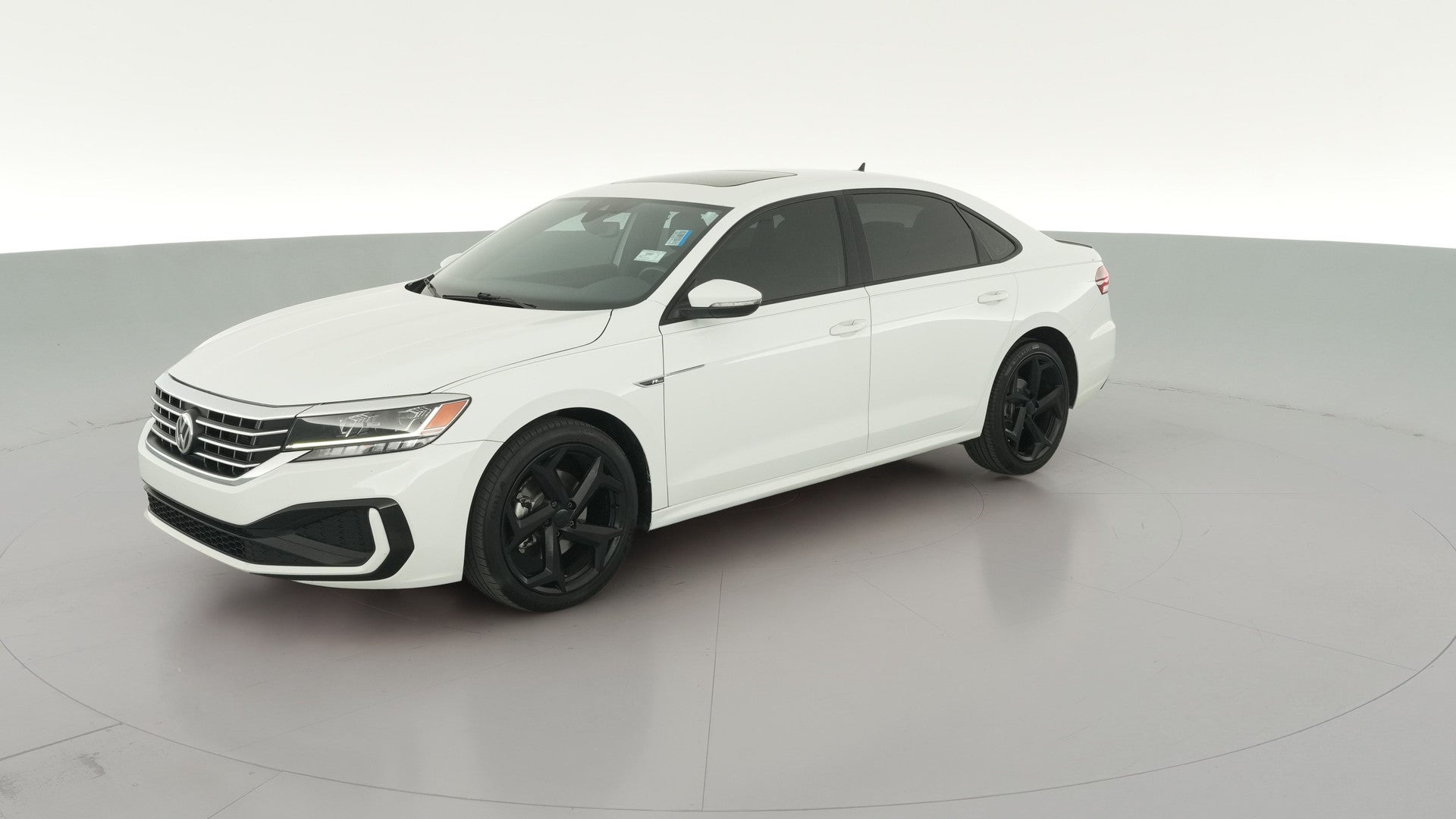 2021 Volkswagen Passat vehicle photo